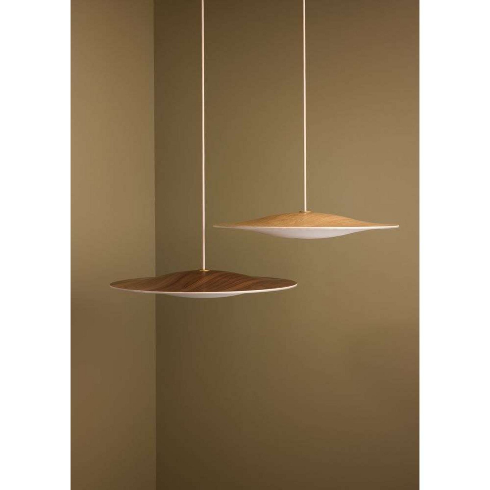 Sinus-Wood 550P LED Pendant Wallnut/Opal - Piet Hein