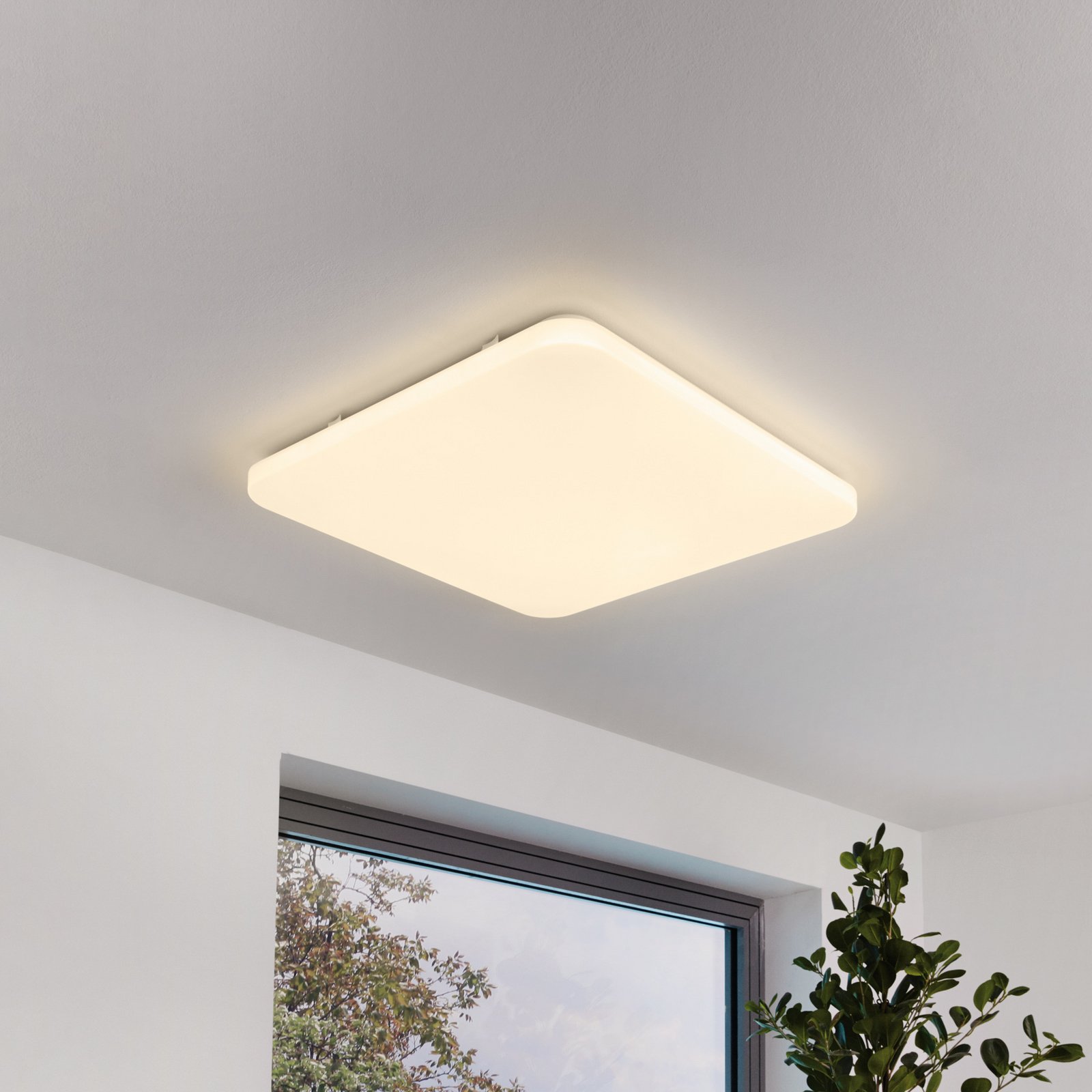 Plafoniera LED Frania angolare