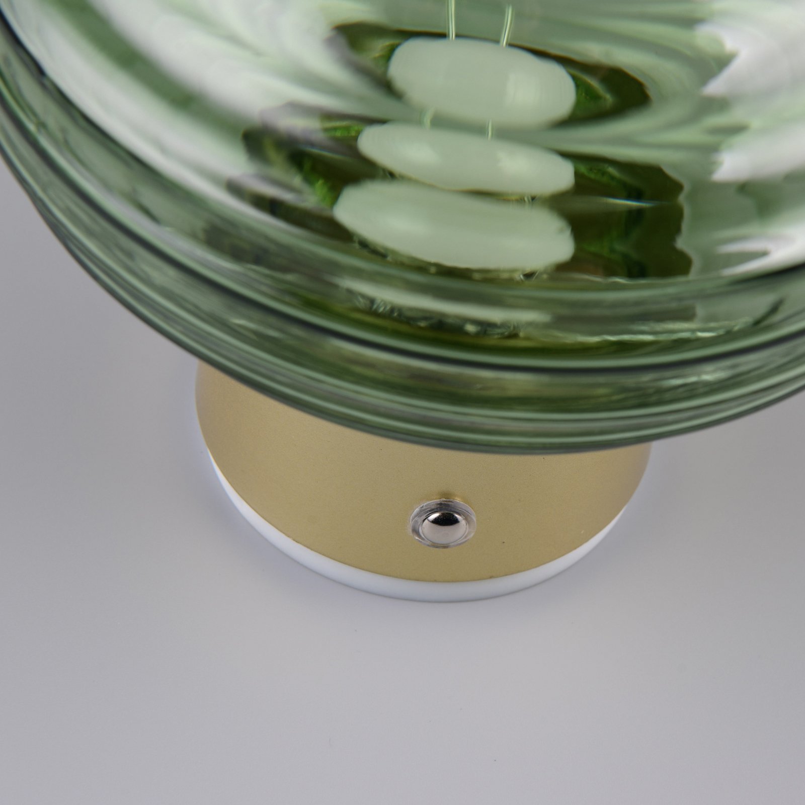 LED-Akku-Wandleuchte Earl, messing/grün, Glas, Ø 15,5 cm