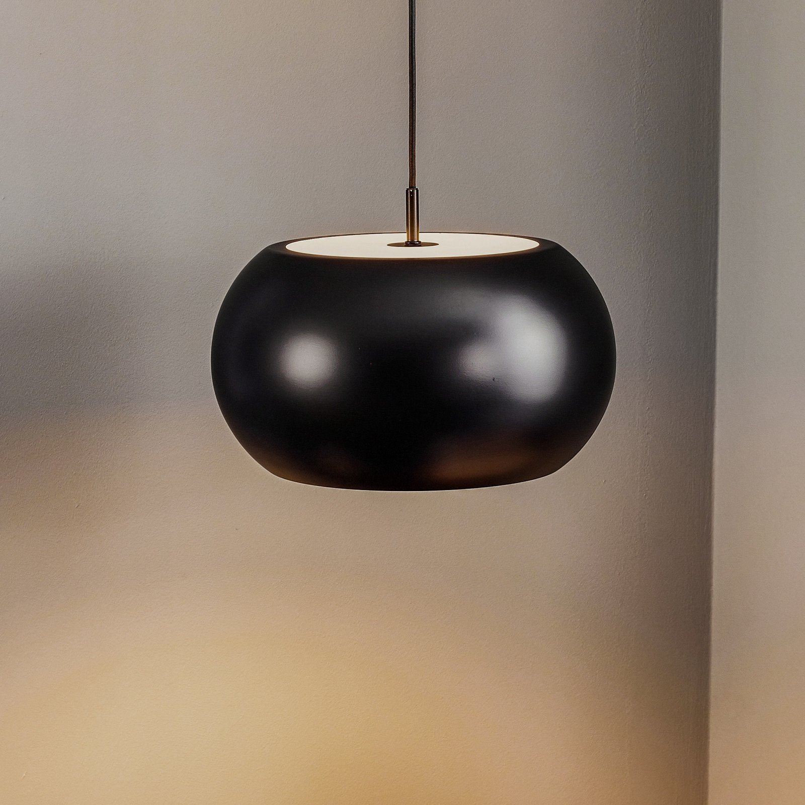 Lampă suspendată FRANDSEN BF20 Ø 38 cm negru mat - Camera de zi / sufragerie - design - Metal