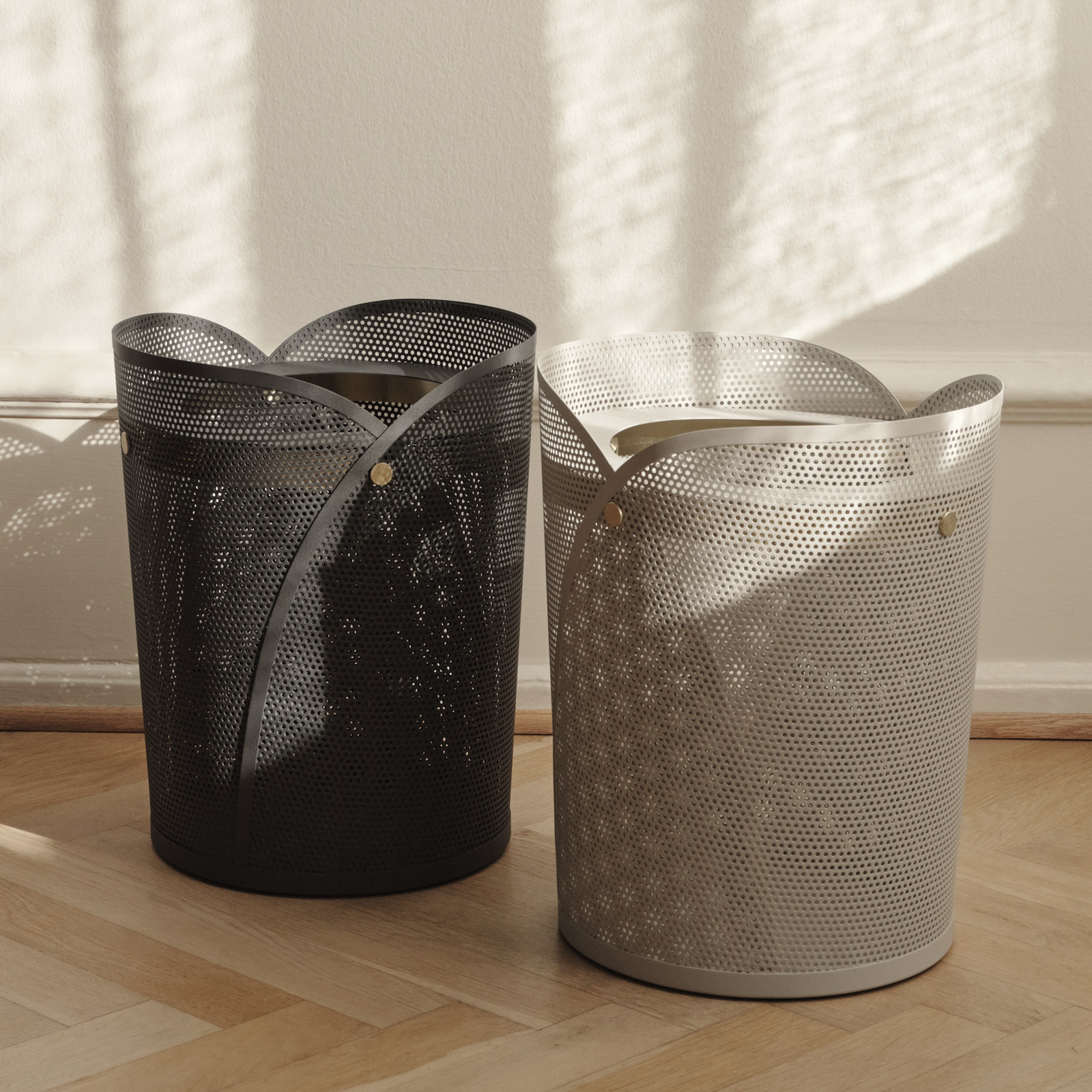 Papelera Oya, gris oscuro, 35 cm, 20 litros, acero - GEJST