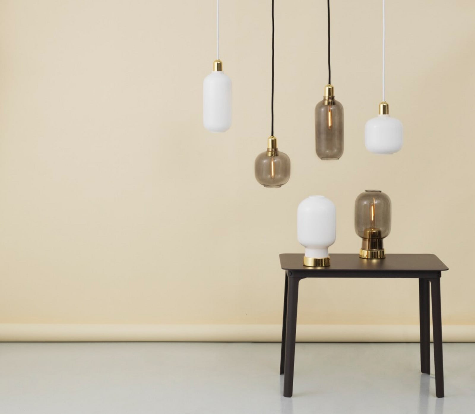 Amp Pendel Large Hvid/Messing Normann Copenhagen - Stue - Glas