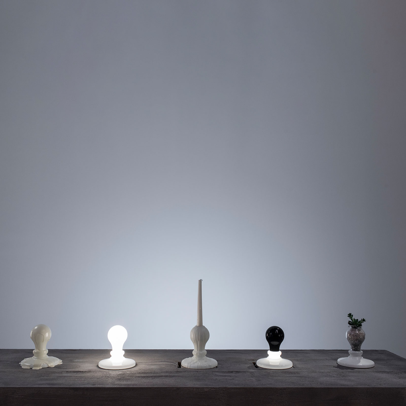 Lampada da tavolo LED Foscarini Black Light