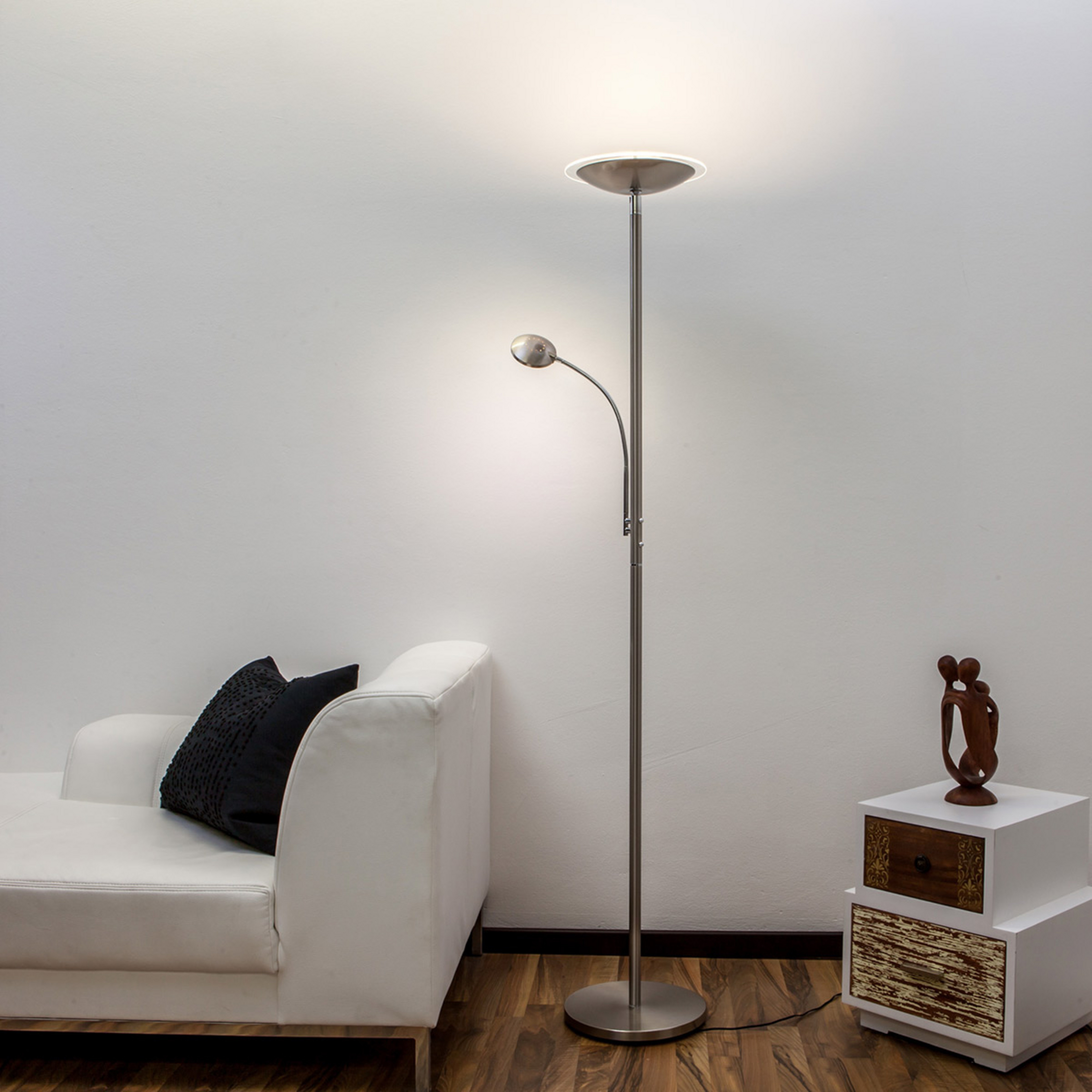 Lindby Lámpara LED de pie Malea, 180 cm, níquel, brazo de lectura