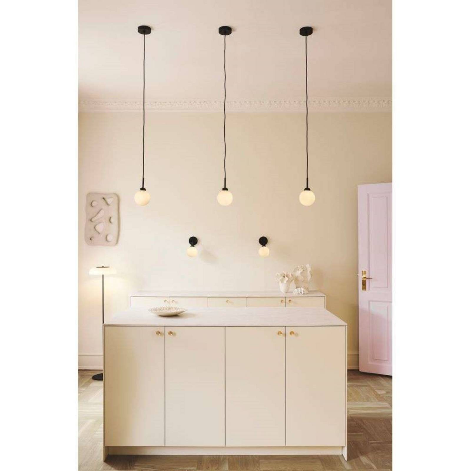 Lampa wisząca Nuura Apiales 1, Ø 12 cm, czarna/opalowa