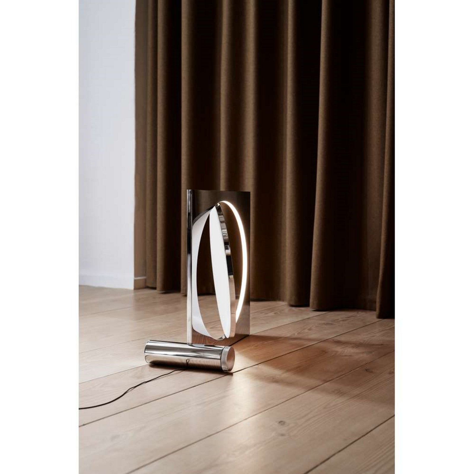 Moonsetter Lampadar Chrome/White - Louis Poulsen