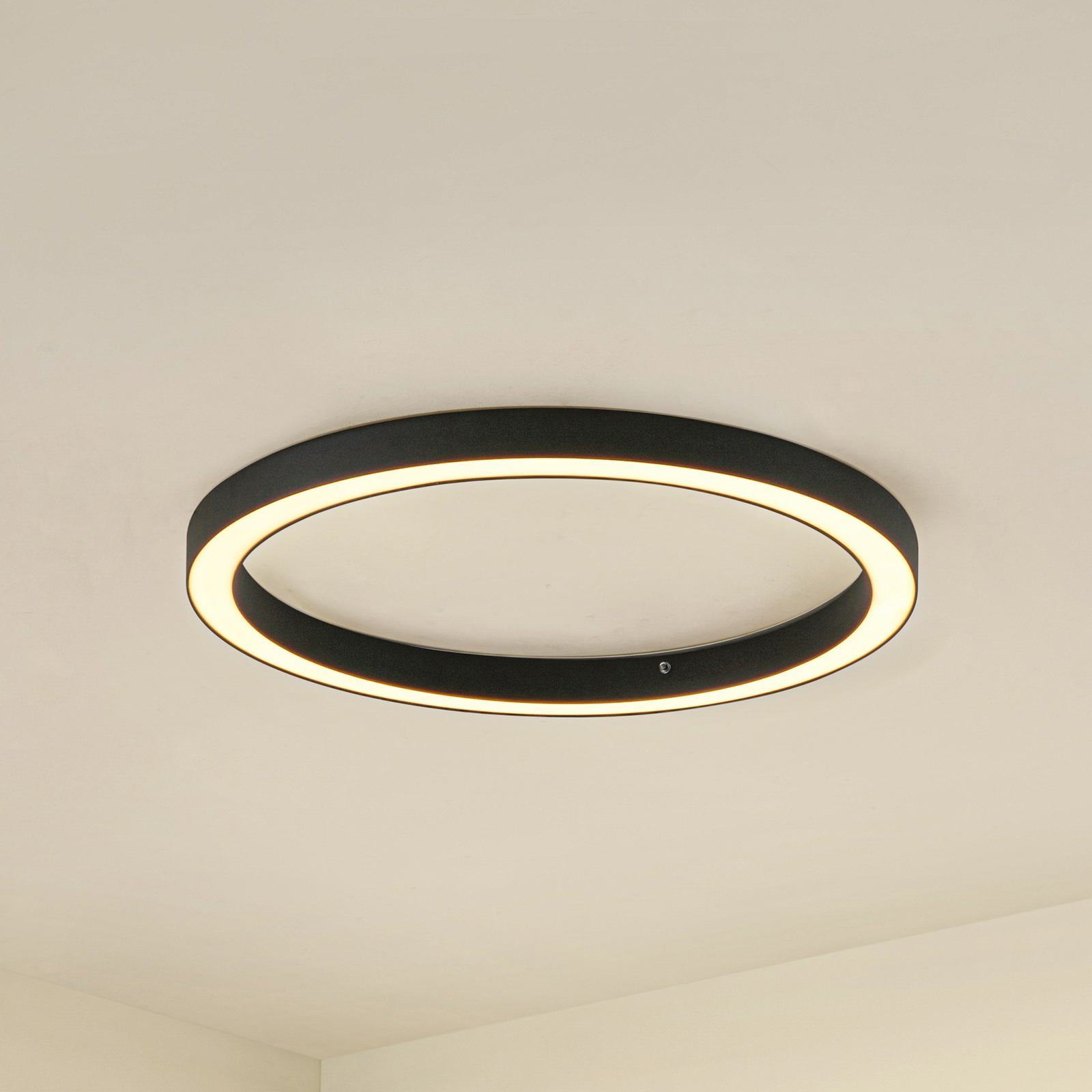 Lucande LED lubų šviestuvas Neor, juodas, Ø 60 cm, CCT, reguliuojamas