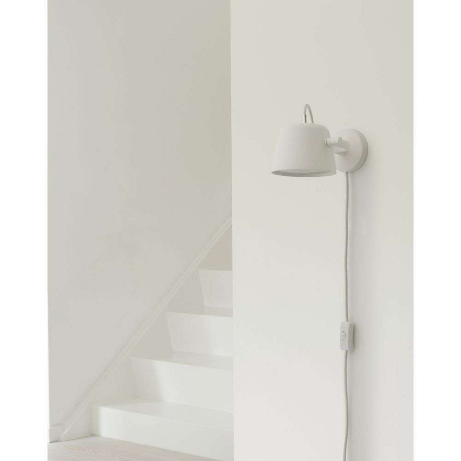 Tub Wall Lamp White - Normann Copenhagen