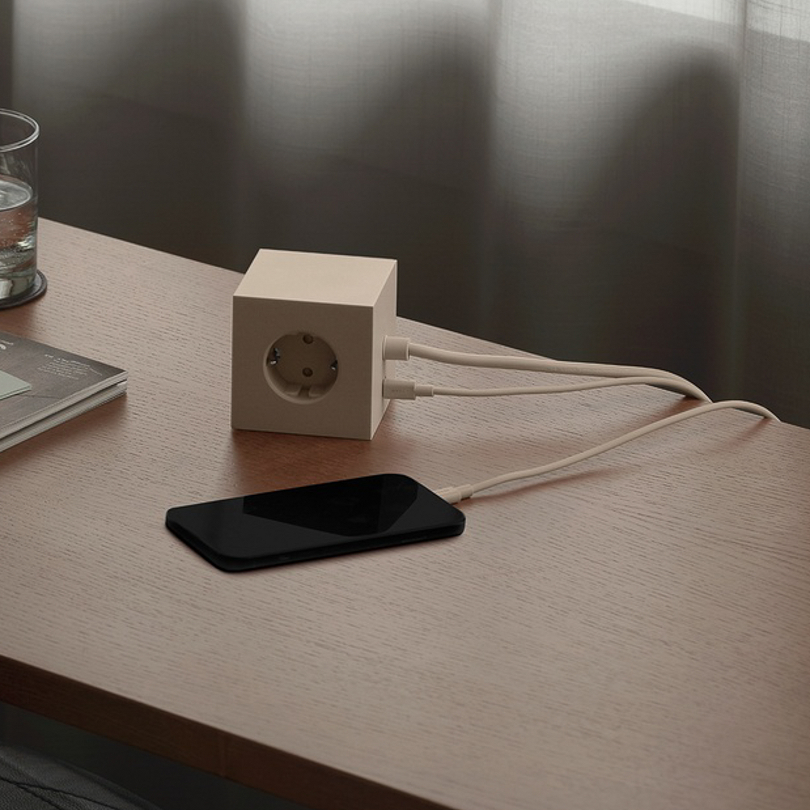 USB-C till Lightning-kabel C94, beige, längd 2 m – AVOLT