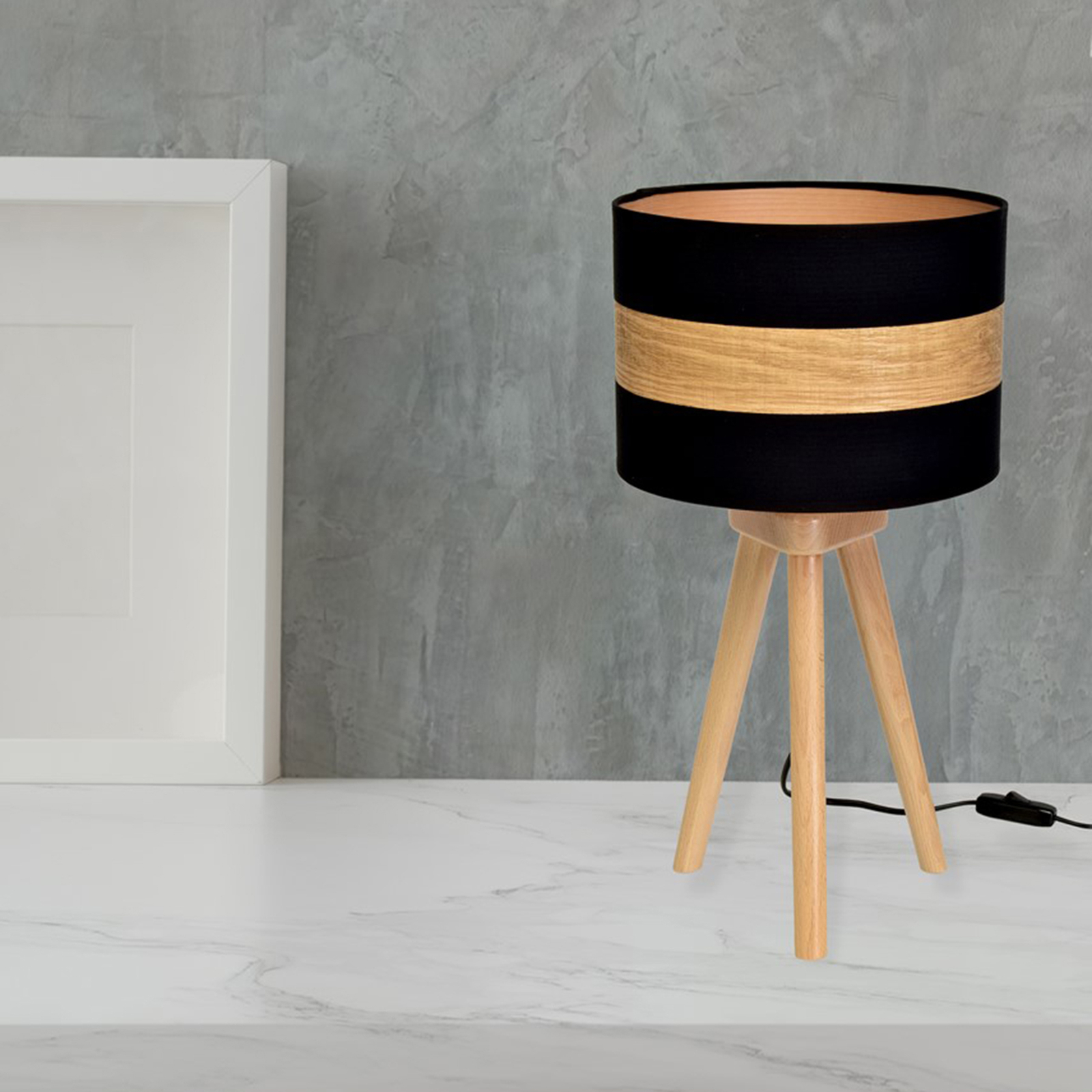 Terra table lamp, wood and fabric, black