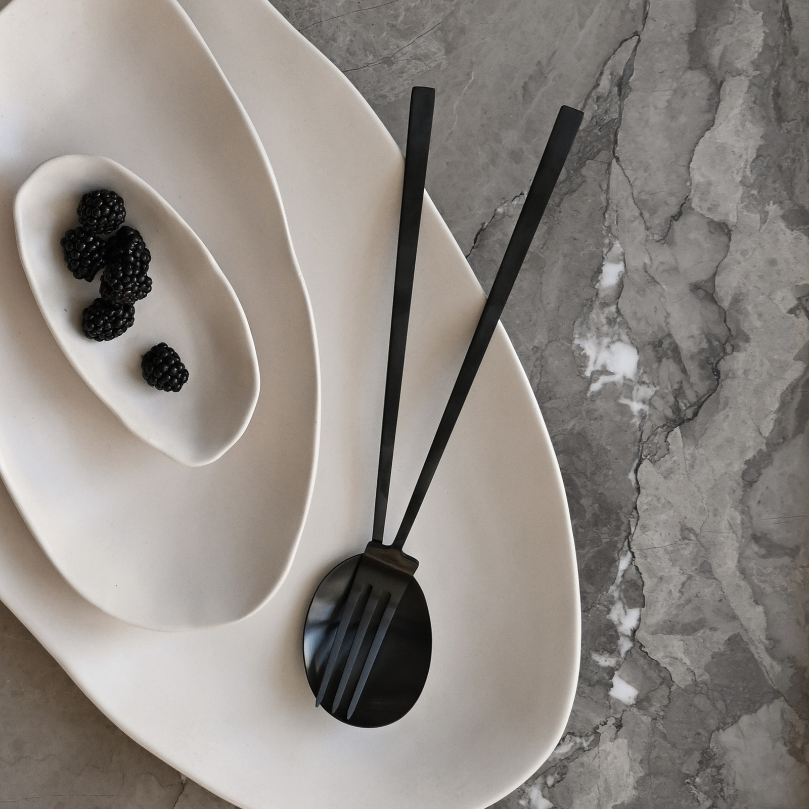 Zestaw sztućców do sałatek Kogei, czarny, zestaw 2 sztuki, 31 cm – 101