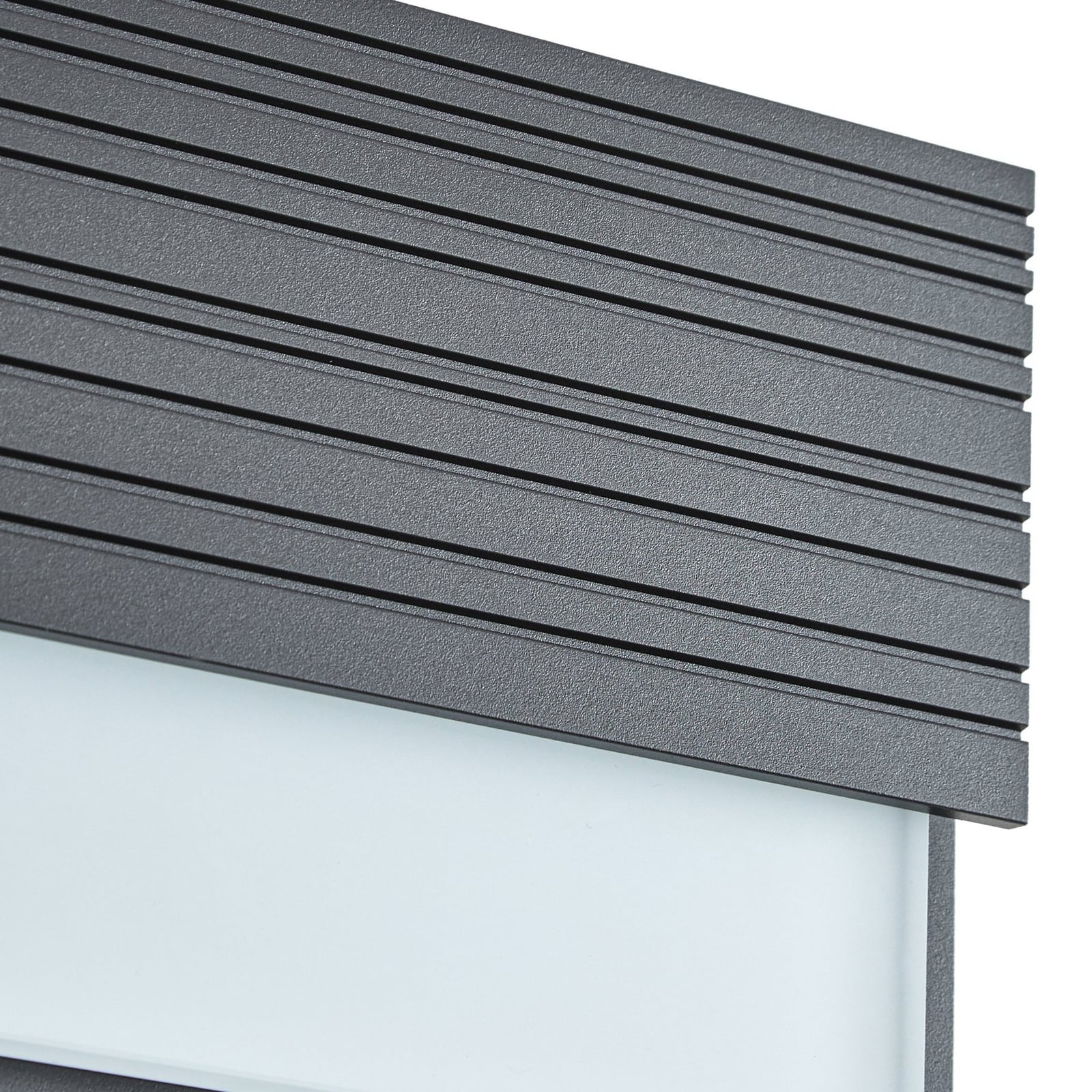 Lucande LED-Außenwandleuchte Melira, Sensor, anthrazit, IP65 Lucande LED-Außenwandleuchte Melira, Sensor, anthrazit, IP65