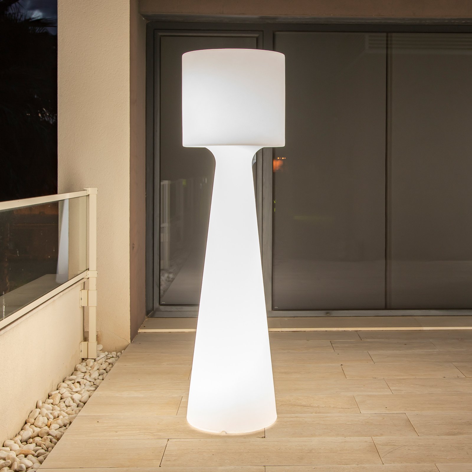 Newgarden Grace LED floor lamp IP65 white, 140 cm