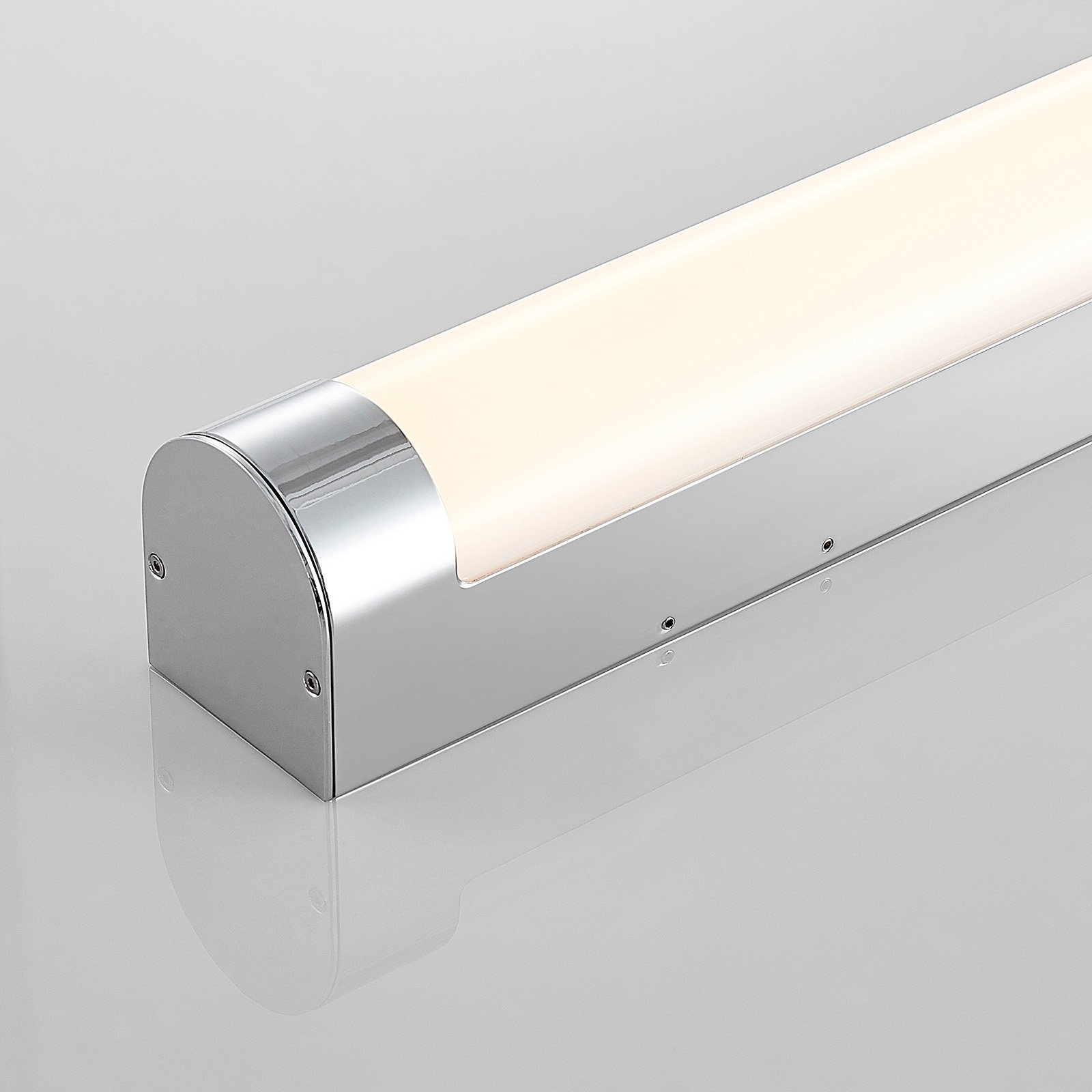 Lindby Nava LED koupelnové svítidlo, 90 cm