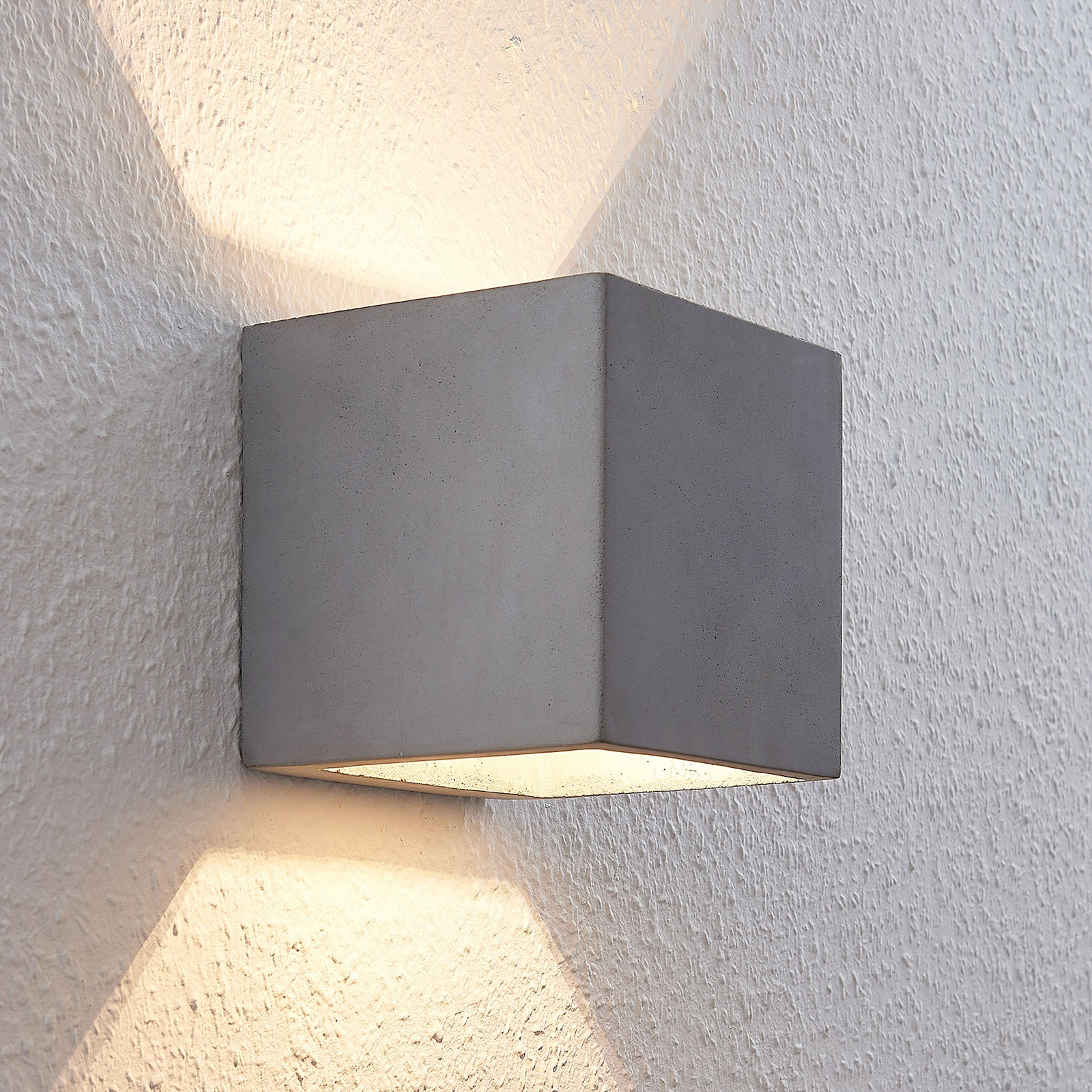 Keir LED fali lámpa betonból