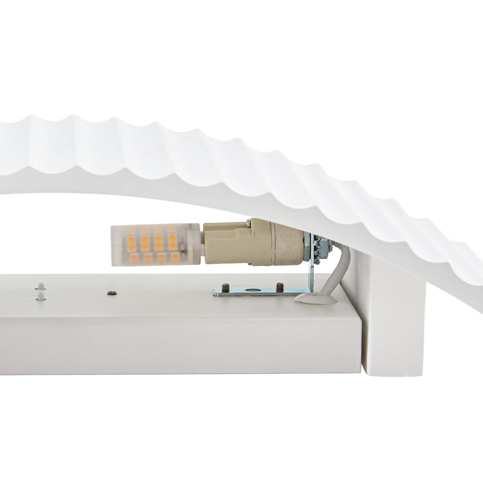 Lindby Wandleuchte Naike, weiß, gerippte Optik, Gips, 15 cm