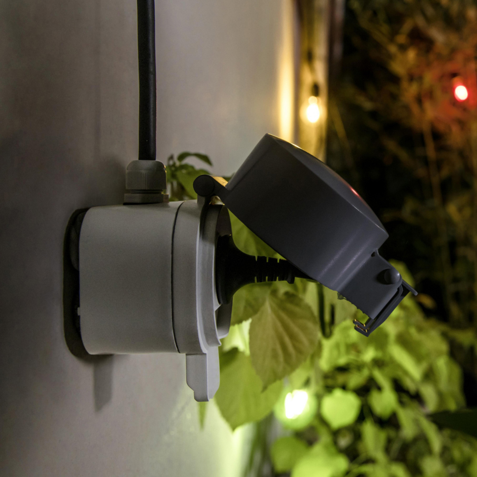LEDVANCE SMART+ ZigBee Outdoor Plug EU