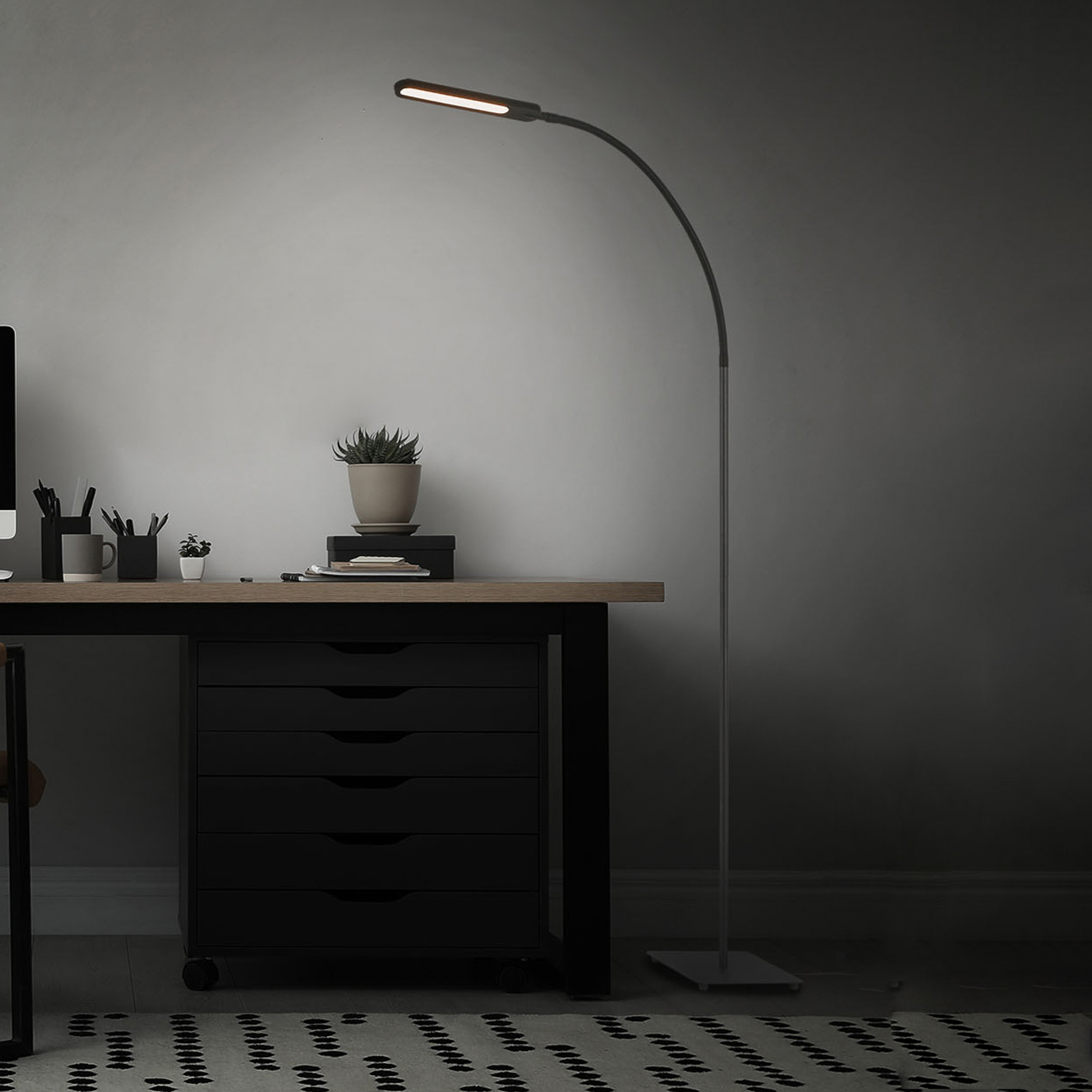 Servo LED floor lamp, dimmable, CCT