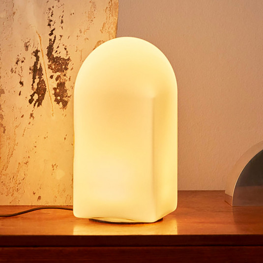 HAY Parade LED-Tischleuchte muschelweiß Höhe 24 cm