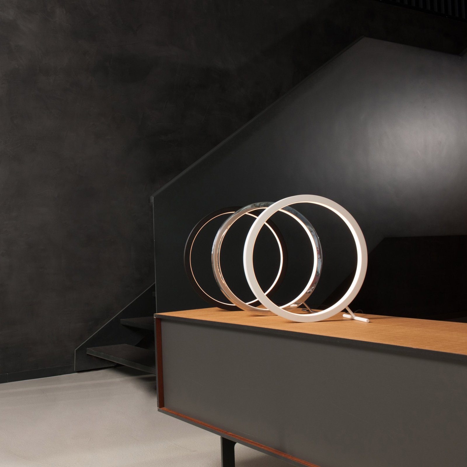 Sattler Slim Table LED table lamp, 3,000 K