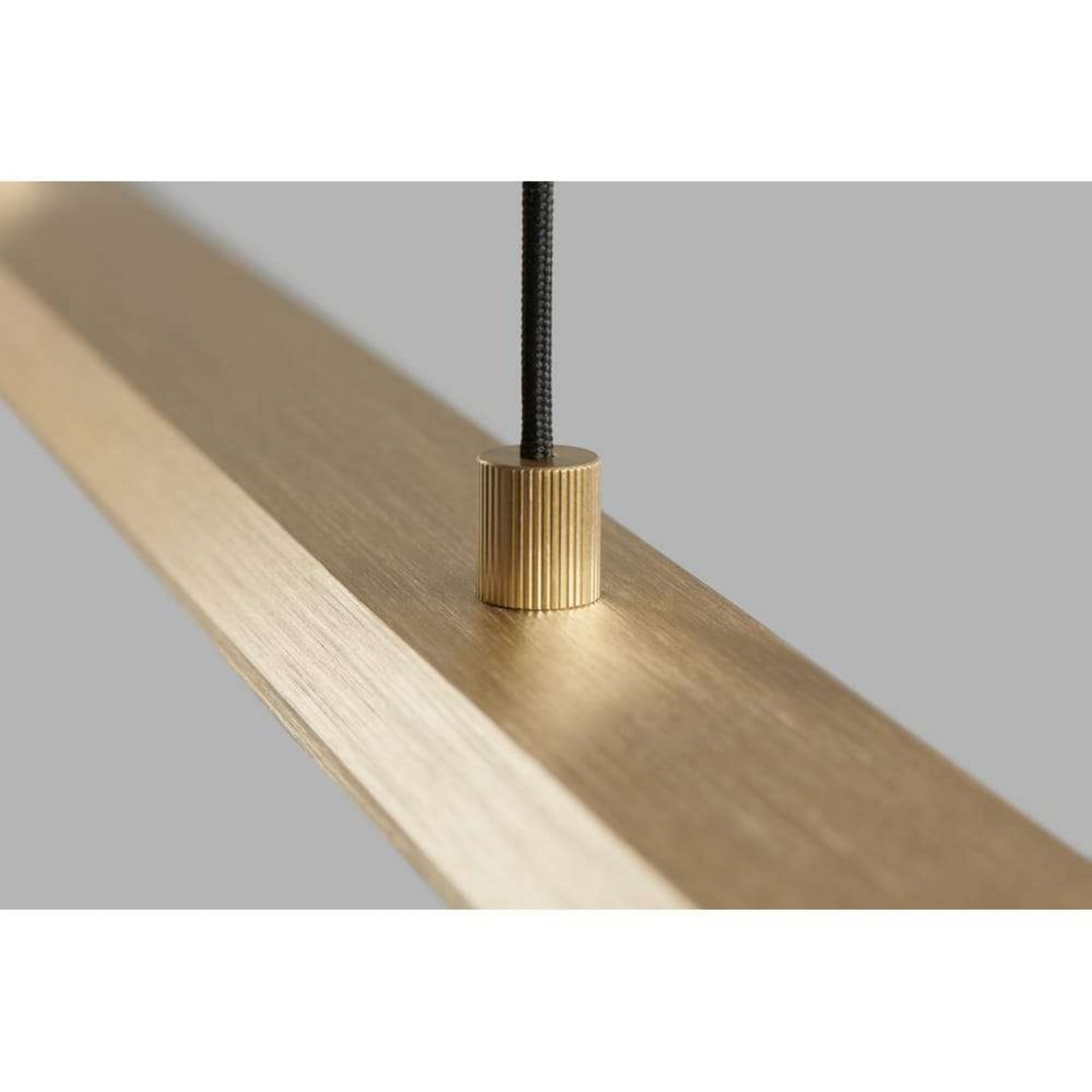 Slim S1800 Pendel 2700/3000K Brass LIGHT-POINT - Spisestue - Aluminium