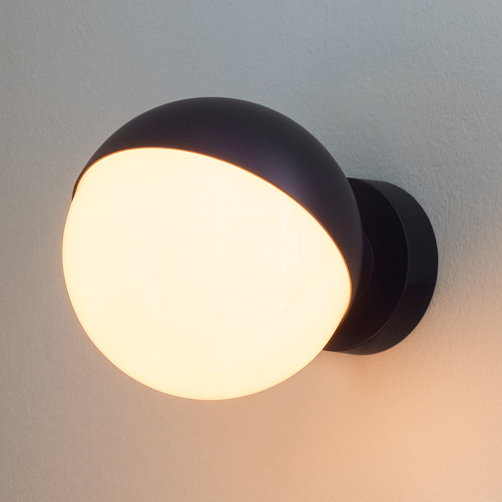 Louis Poulsen VL Studio wandlamp, zwart