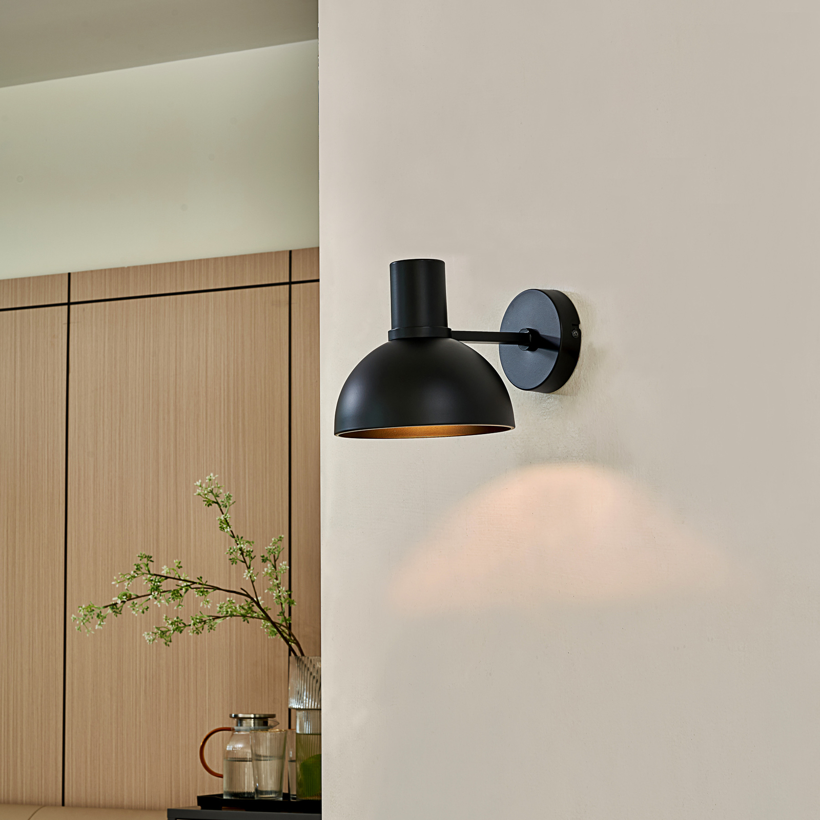 Lucande Mostrid wall lamp, black iron