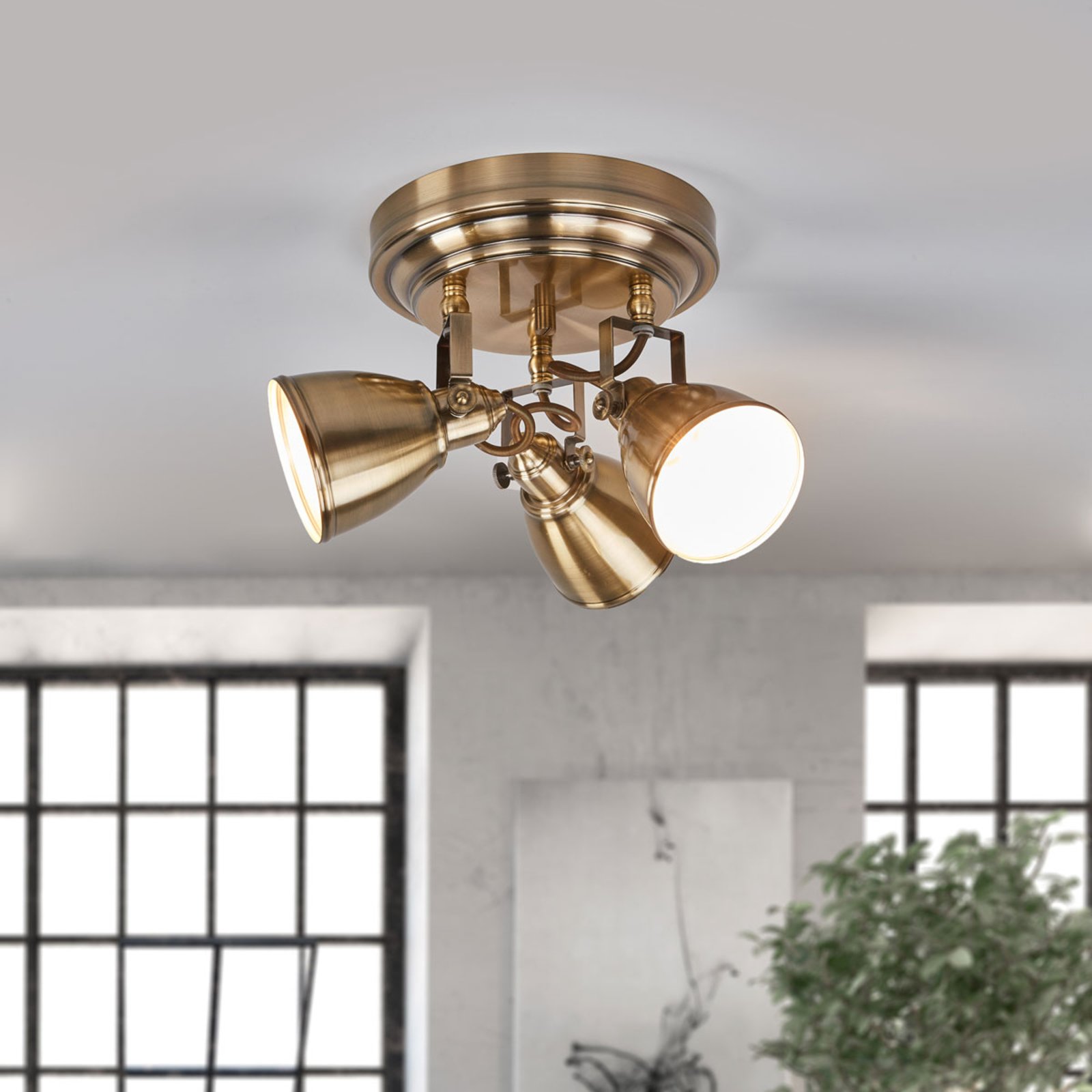 Fjällbacka 3 Loftlampe Antique Brass - Markslöjd