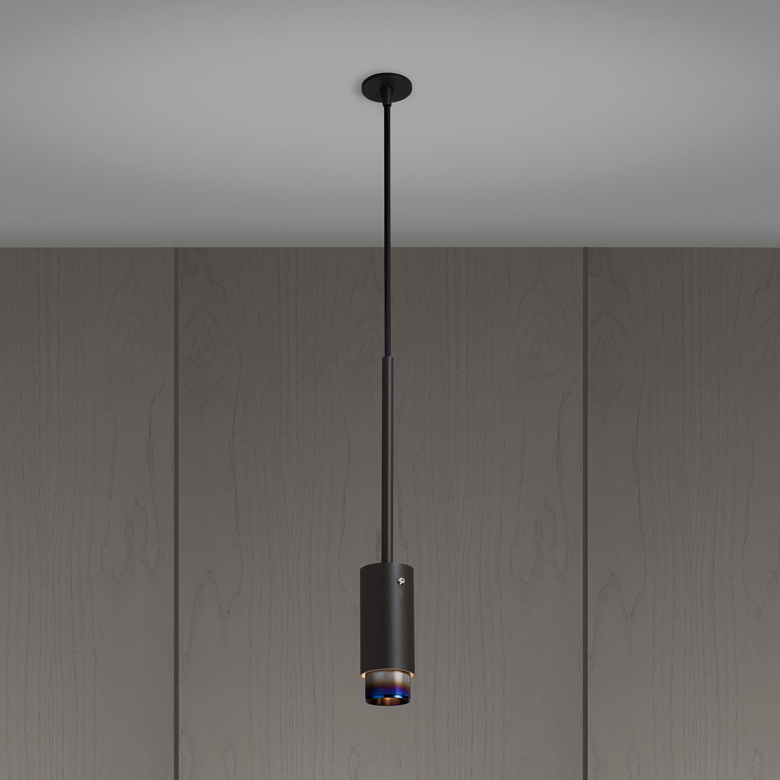 Buster + Punch Exhaust hanging graphite/burnt