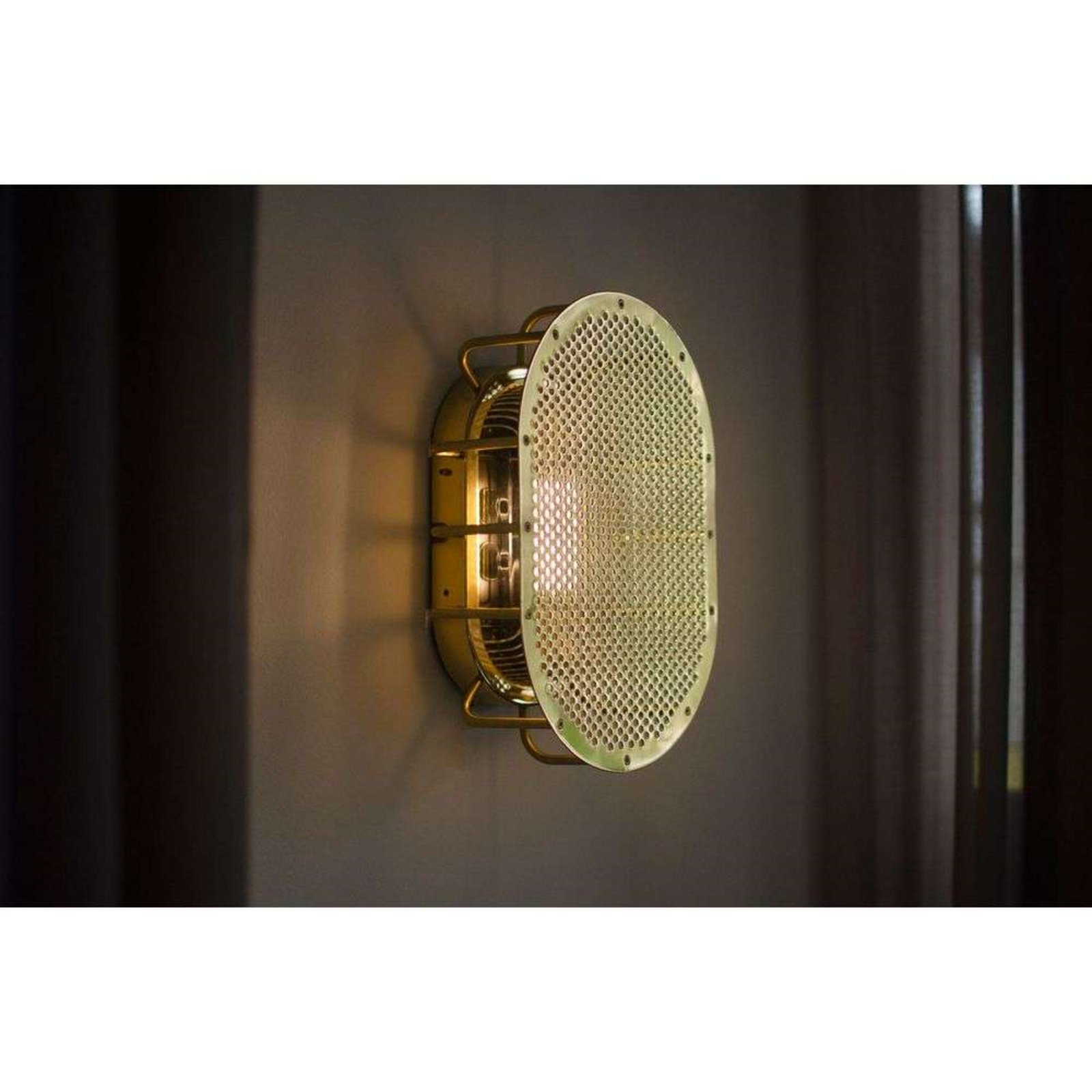 Night Rider Wall Lamp Lacquered Brass - Design By Us