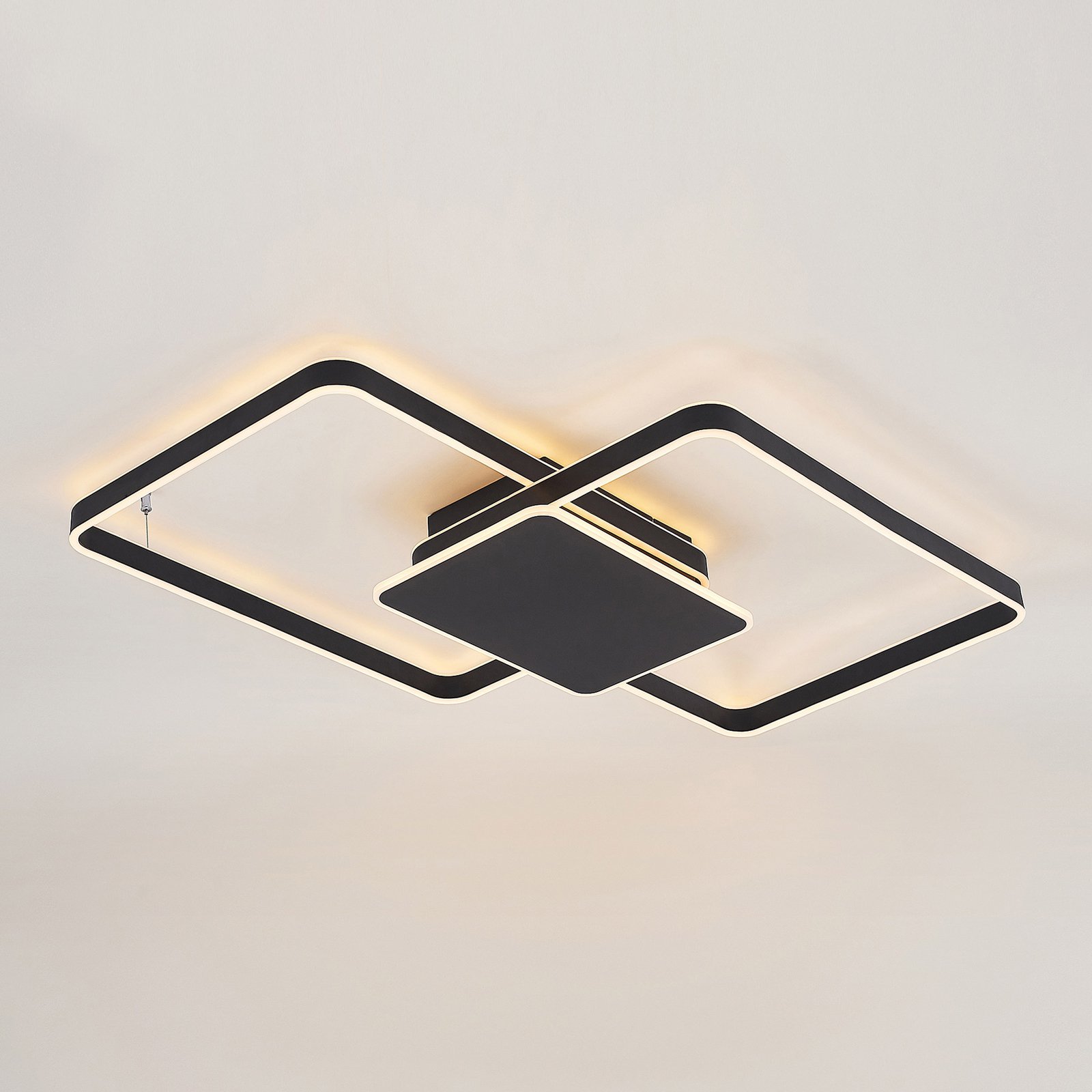 Lucande Kadira LED-Deckenlampe, 102 cm, schwarz