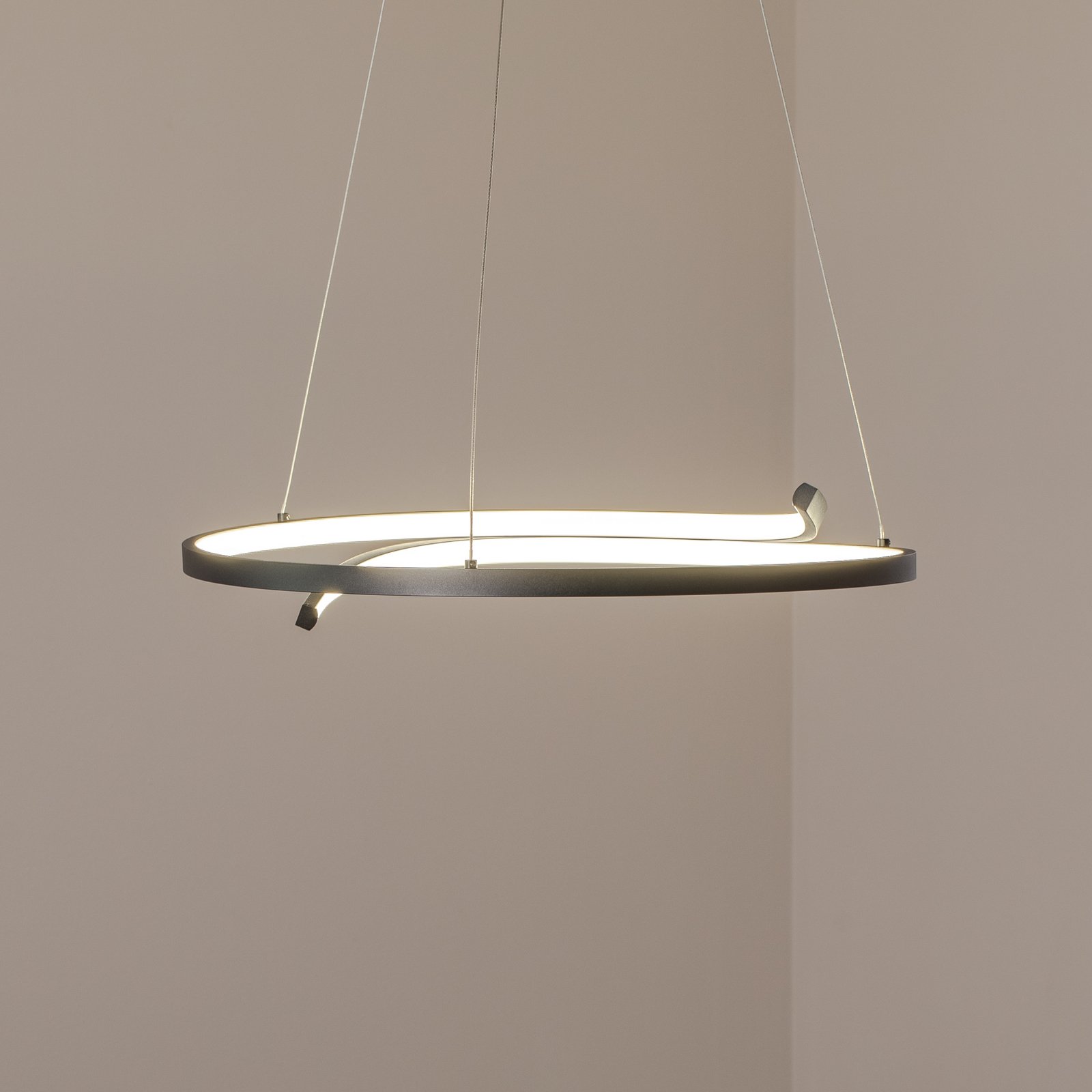 Candeeiro suspenso LED Lorenzo, metal, preto, 4.000 K