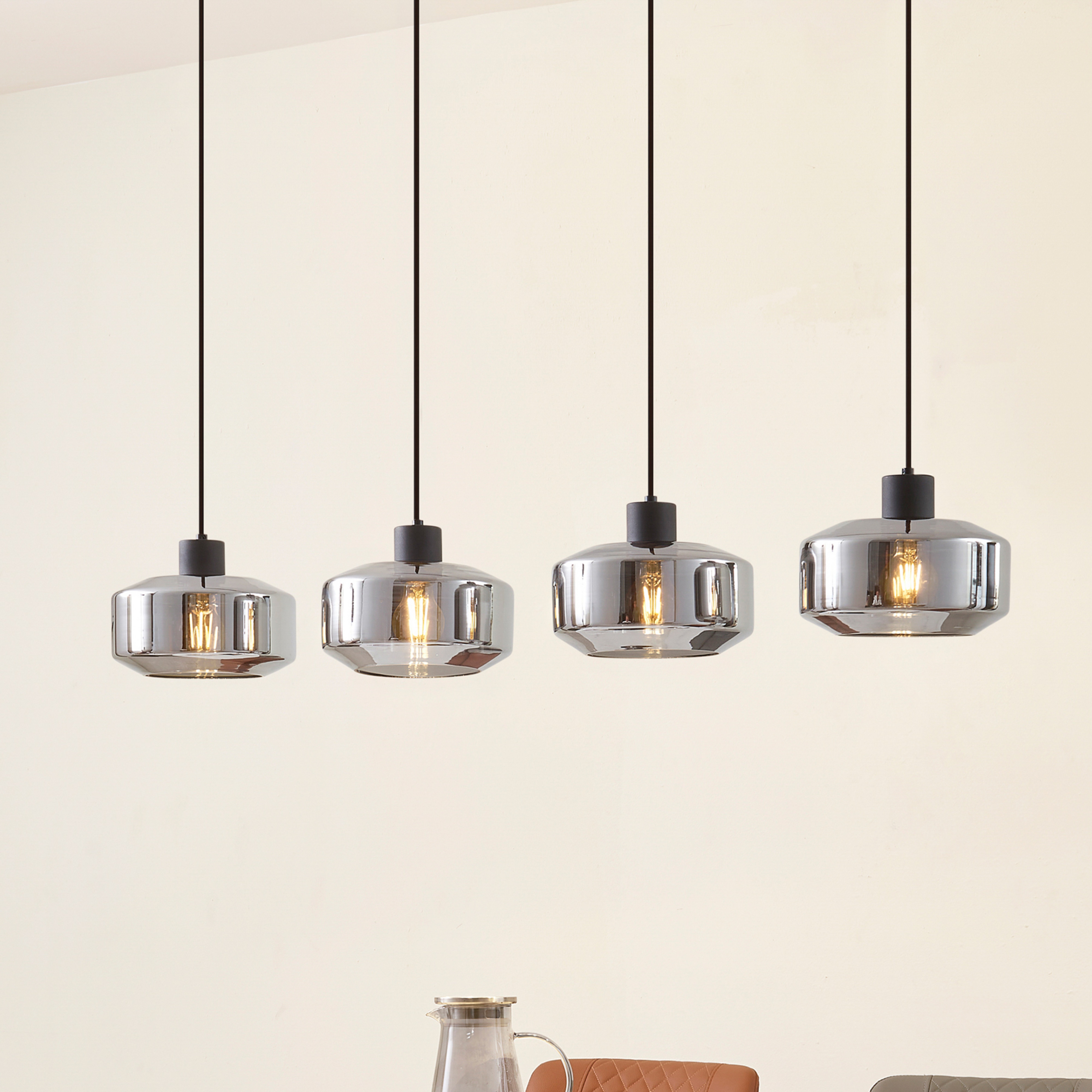 Suspension Lindby Hildur, à 4 lampes, 115 cm, gris fumé, verre