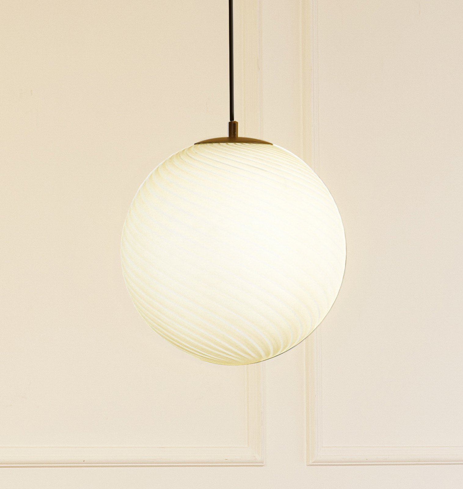 Lucande pendant light Kestralia, white, glass, Ø 36.8 cm, E27