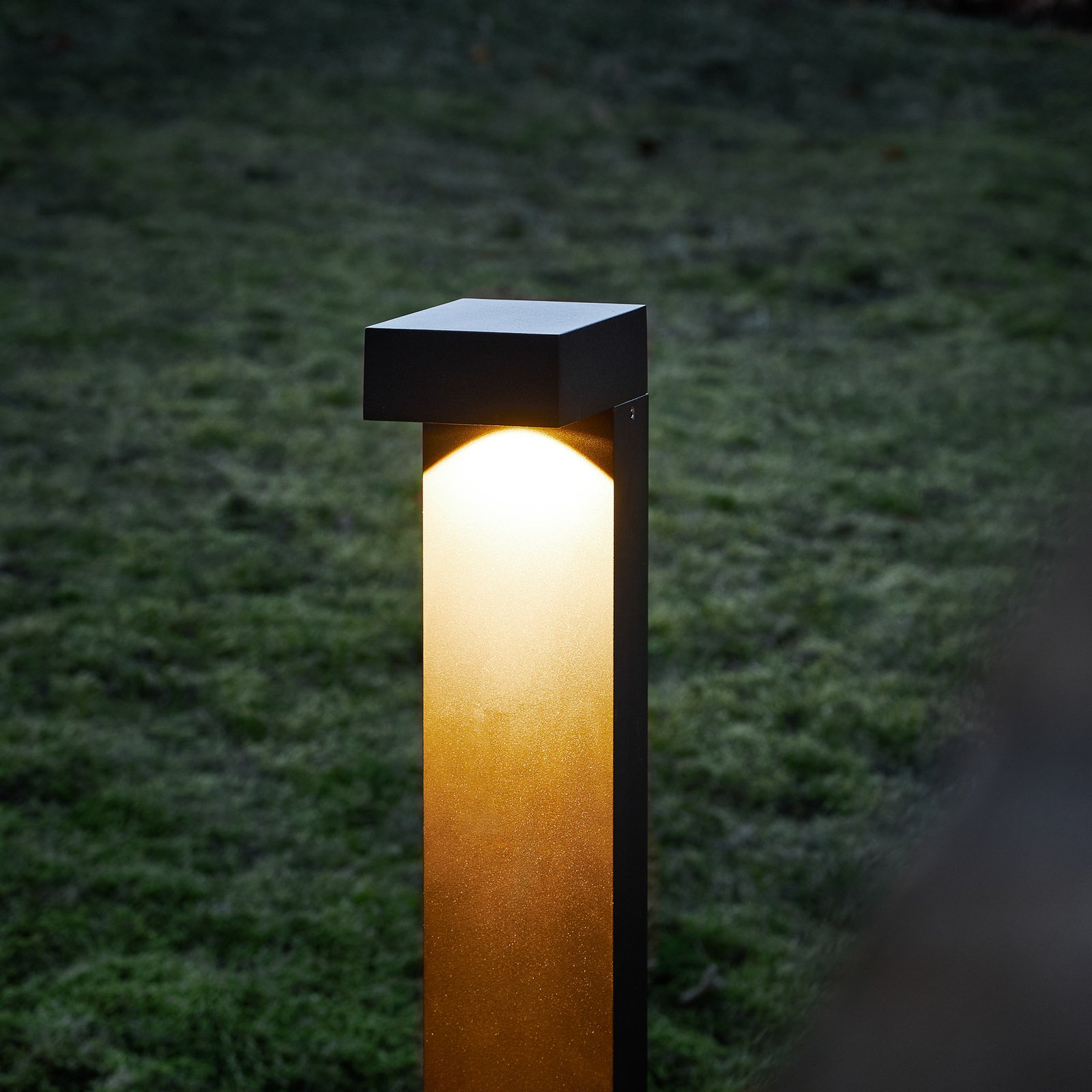 Arn LED En el exterior Trädgårdslampa Corten - Loom Design