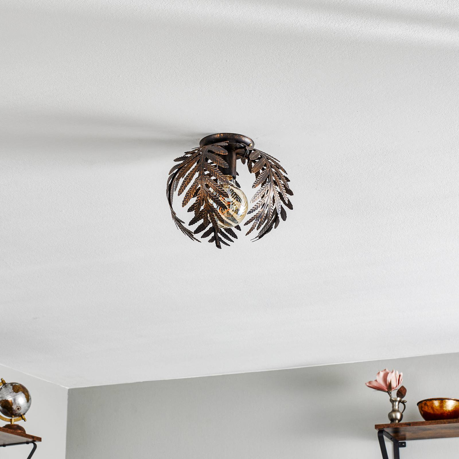 Lampa sufitowa Felce jako paproć w brązie, Ø 27 cm