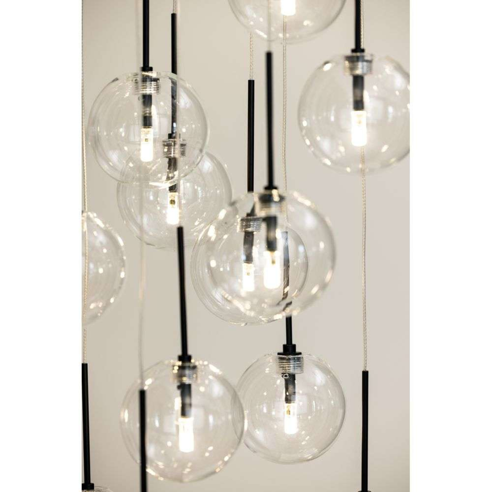 Skyfall Candeeiro Suspenso Clear/Black - Globen Lighting