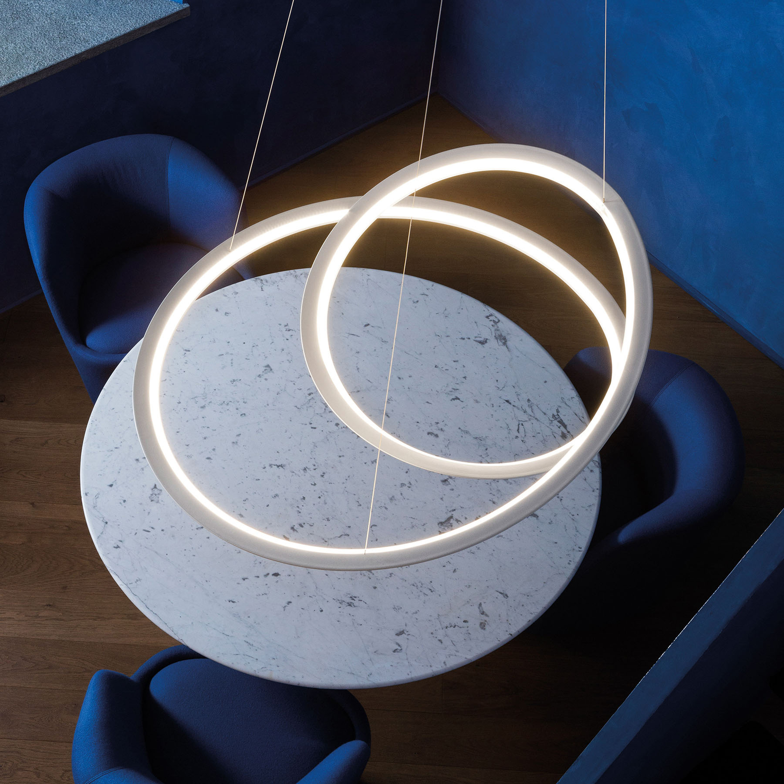 Nemo Kepler LED-Hängeleuchte 2.700K Uplight