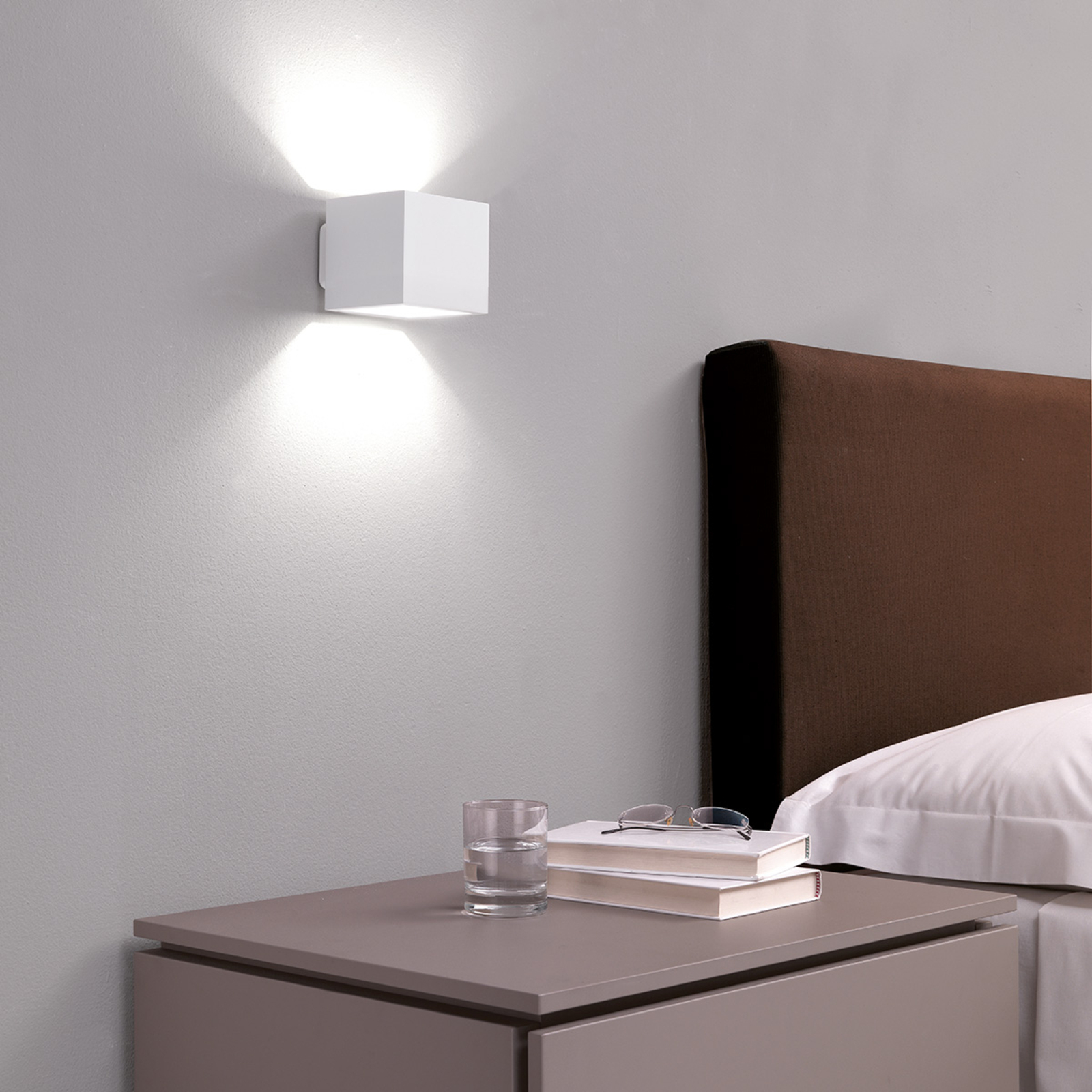 ICONE Cubò LED zidna svjetiljka, 10 W, bijela