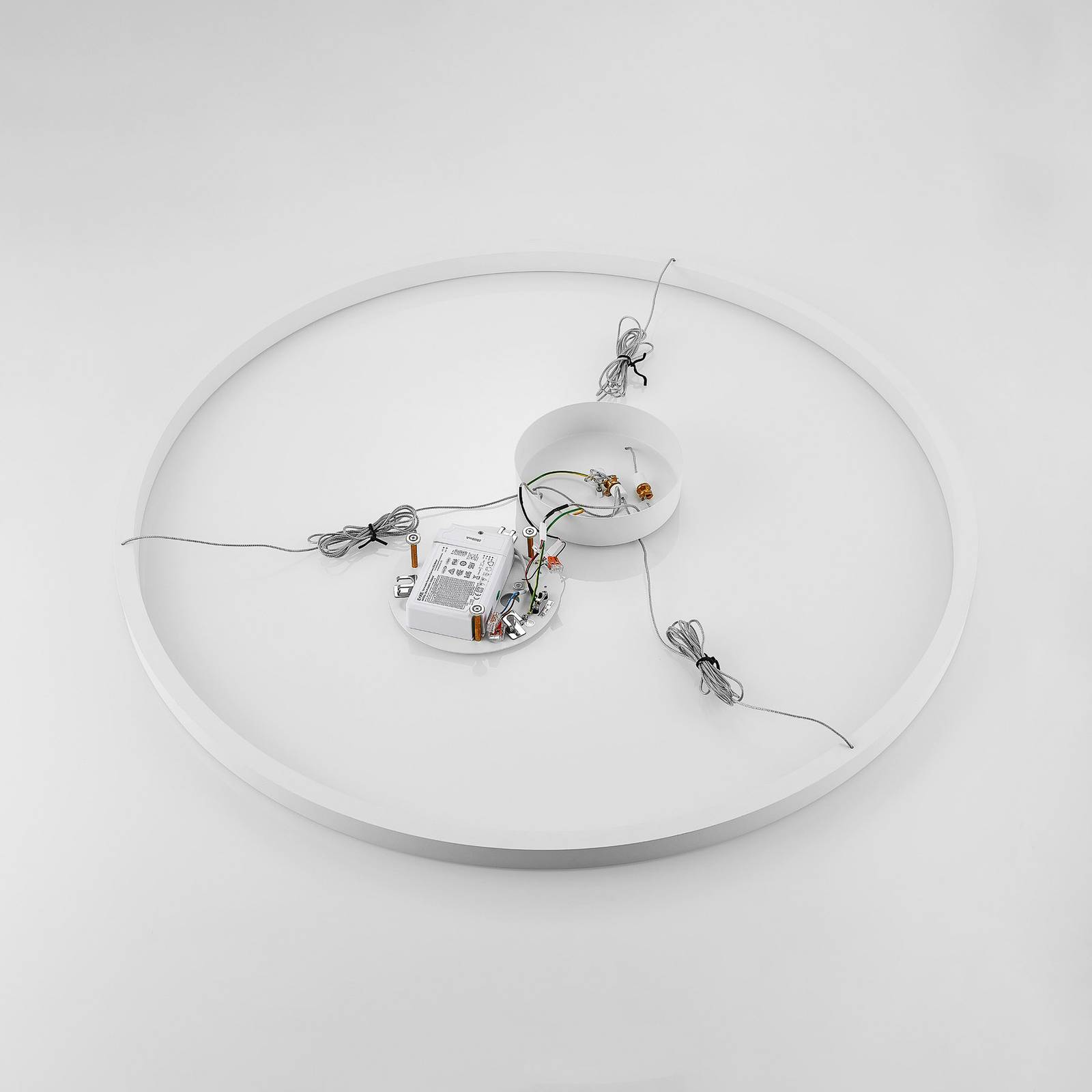 Molto Luce lampa wisząca LED Perfora, biała, Ø 90 cm, aluminium