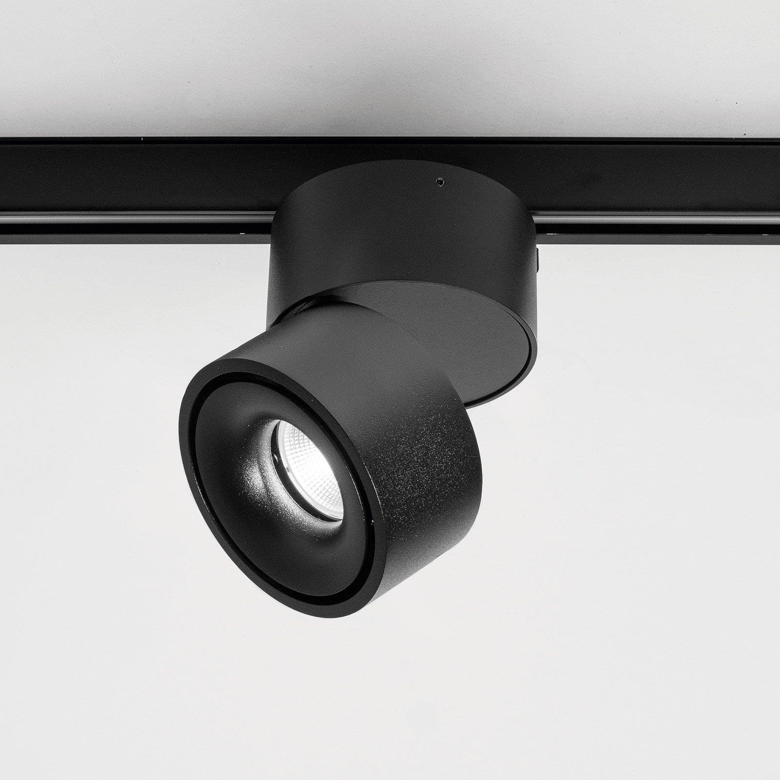 EggerClippo LED spotlámpa sínre dim-to-warm fekete