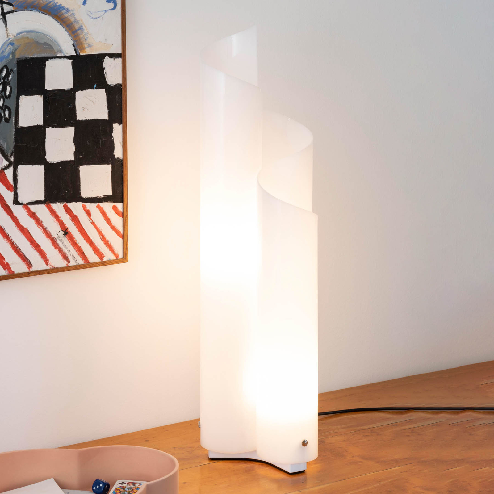 Artemide Mezzachimera floor lamp, wave-like design