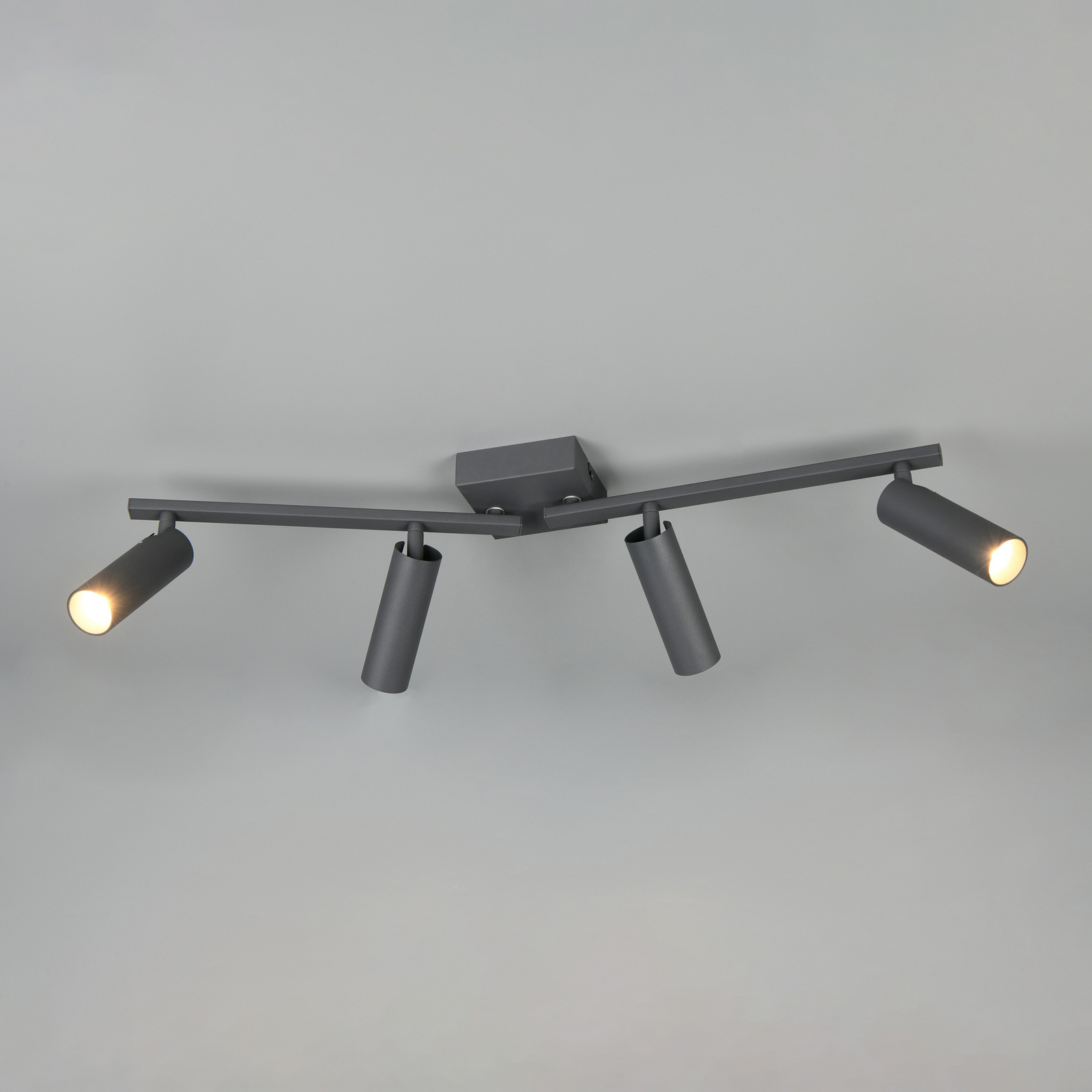 Faretto da soffitto Dara, lunghezza 66 cm, antracite, metallo, a 4 luci. Faretto da soffitto Dara, lunghezza 66 cm, antracite, metallo, a 4 luci.