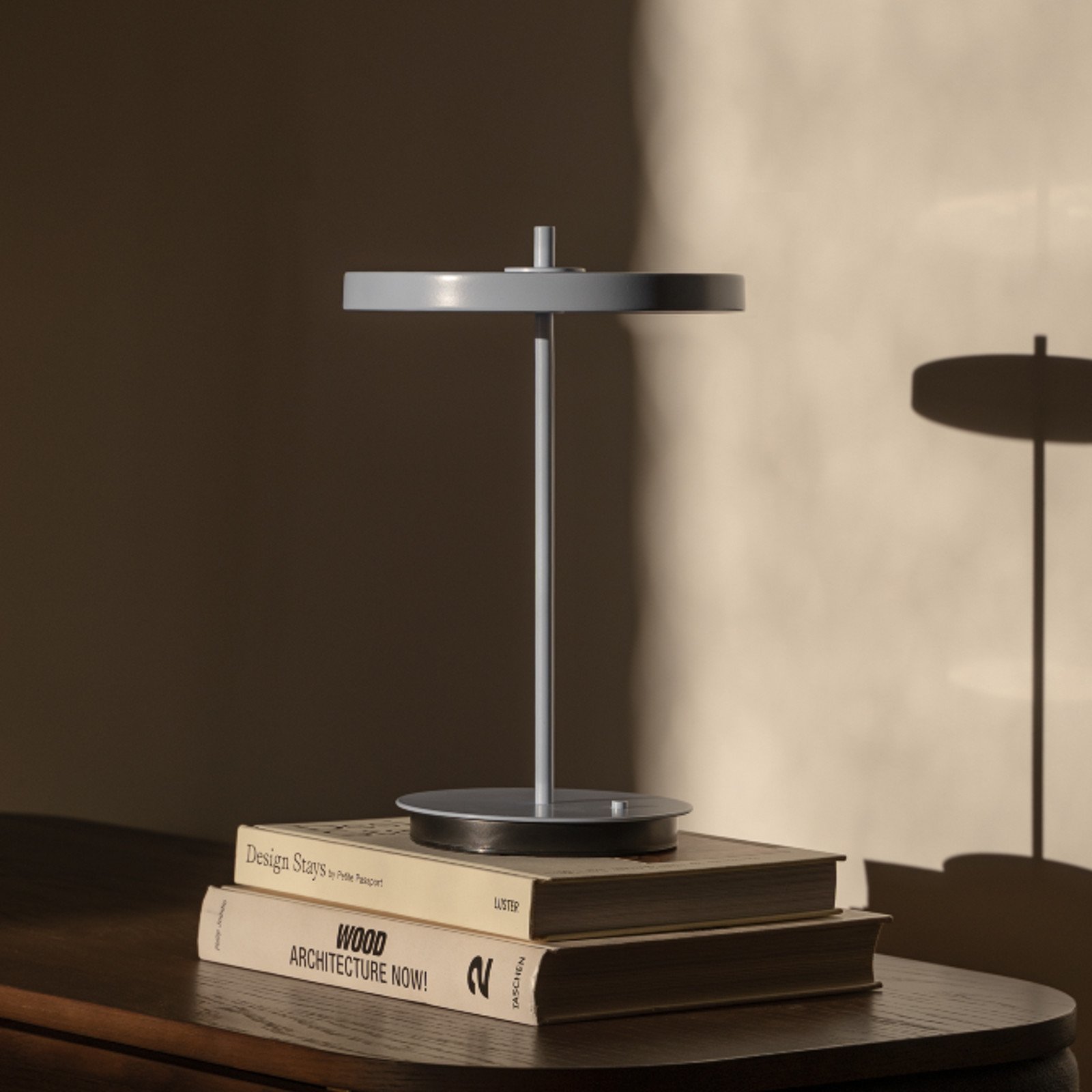 Lampa de masă cu baterie LED UMAGE Asteria Move albastru deschis 31 cm - Camera de zi / sufragerie - Design - Metal