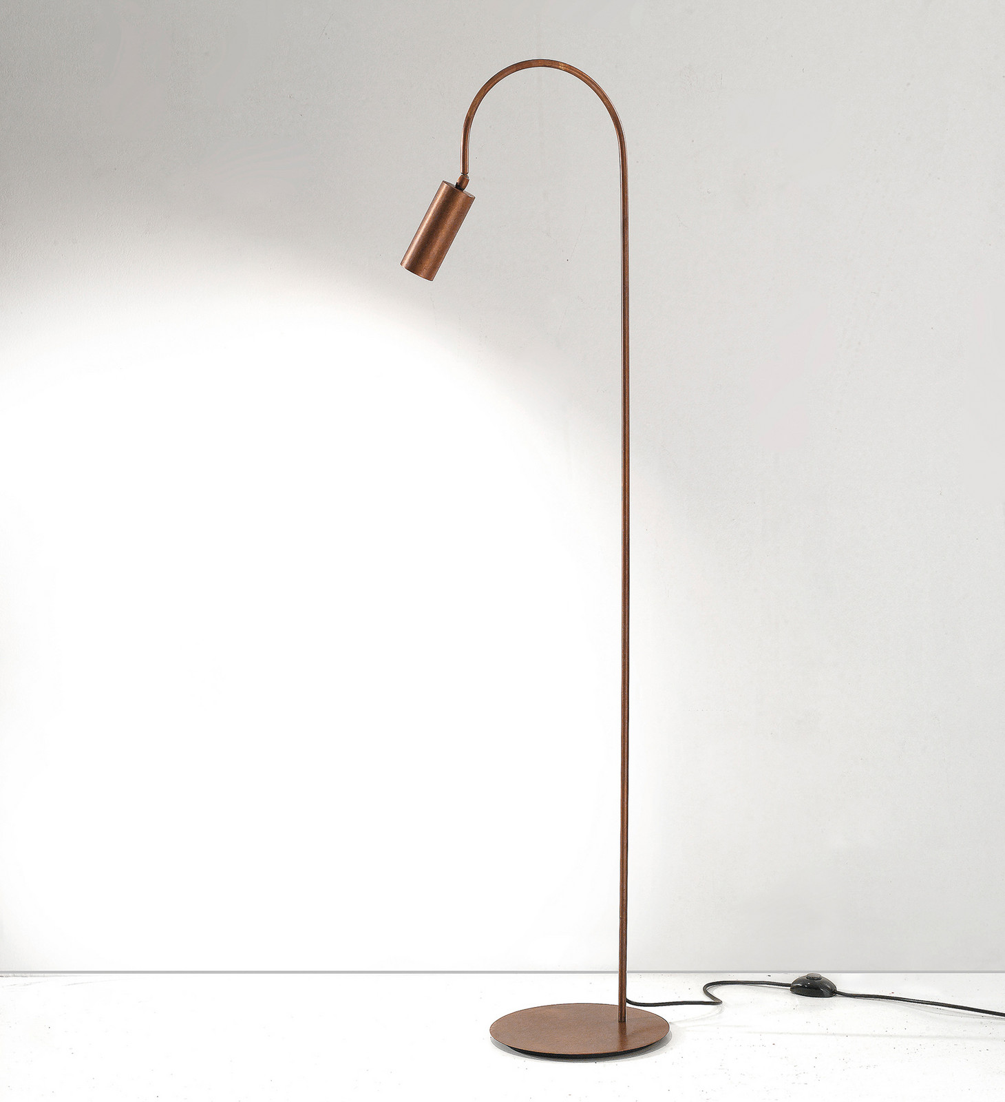 Cremasco Lampadar 7539 lemn brunat alamă GU10 - Camera de zi / sufragerie - Modern