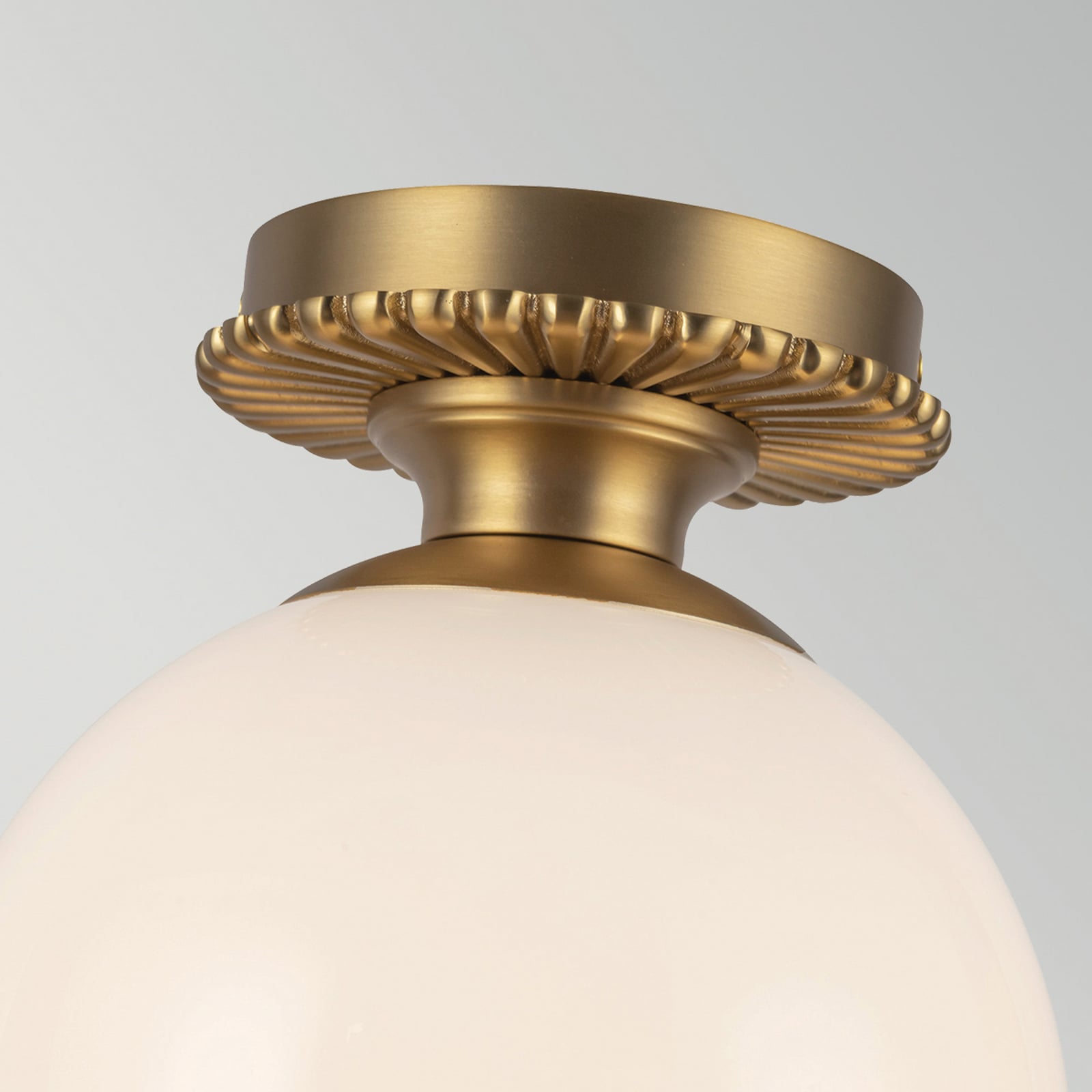 Deckenlampe Otis, goldfarben/opal, Ø 20 cm, Glas, IP44, E27 Deckenlampe Otis, goldfarben/opal, Ø 20 cm, Glas, IP44, E27