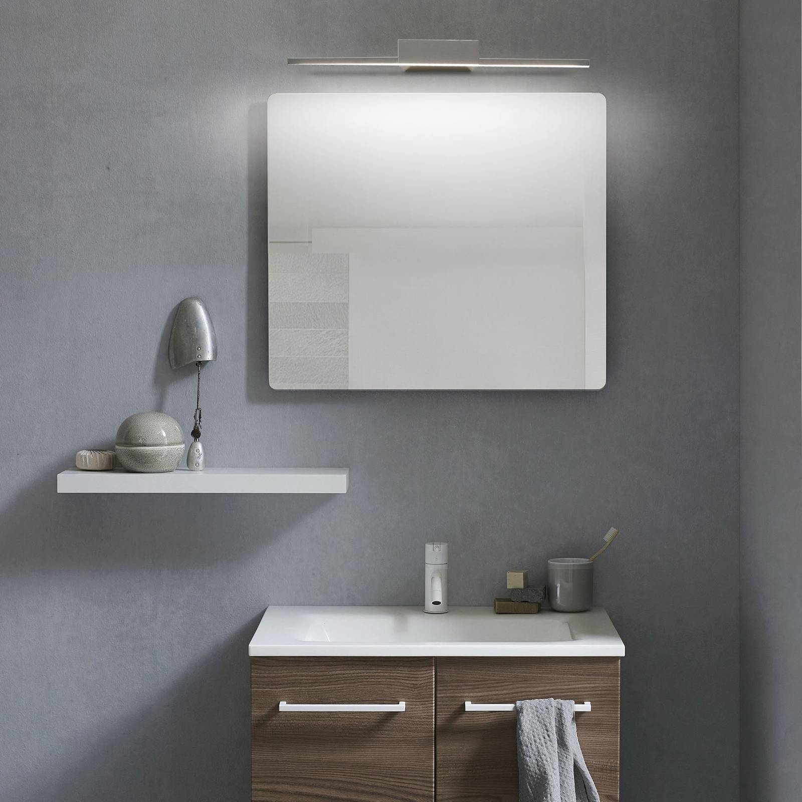 Yei LED bathroom wall light, width 67.5 cm