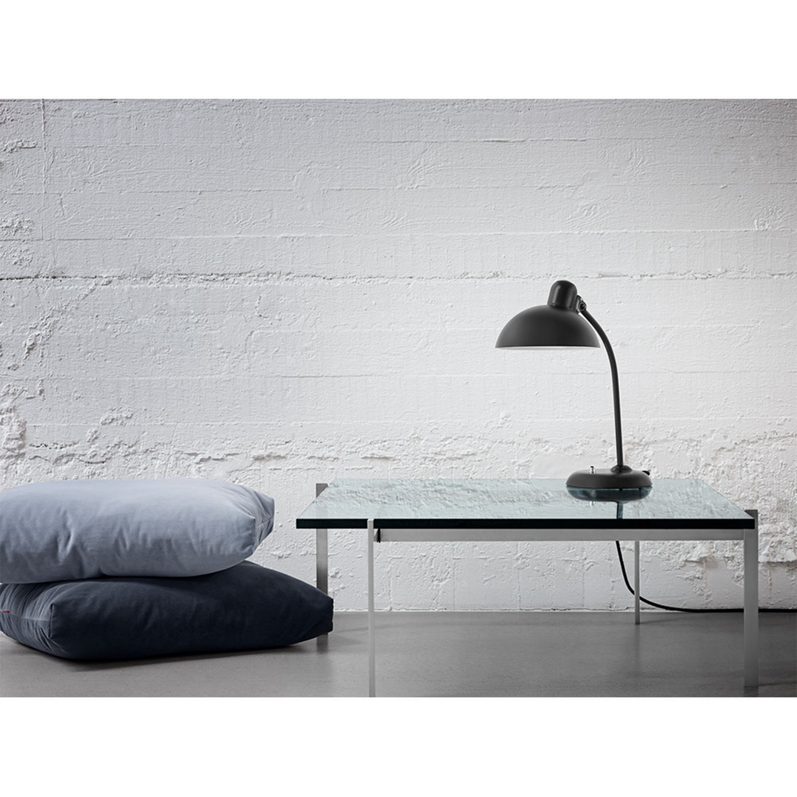 KAISER idell™ 6556-T Table Lamp Matt Black - Fritz Hansen