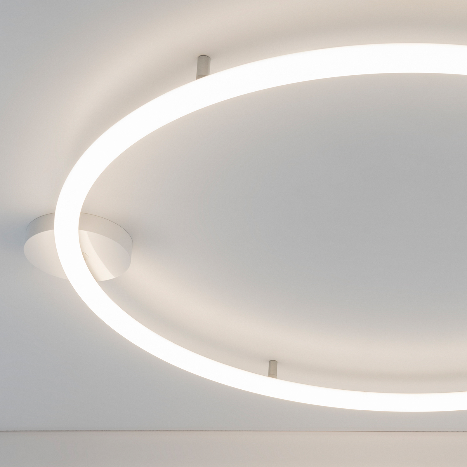 Artemide Abeceda světla kruhová, stropní, 90 cm