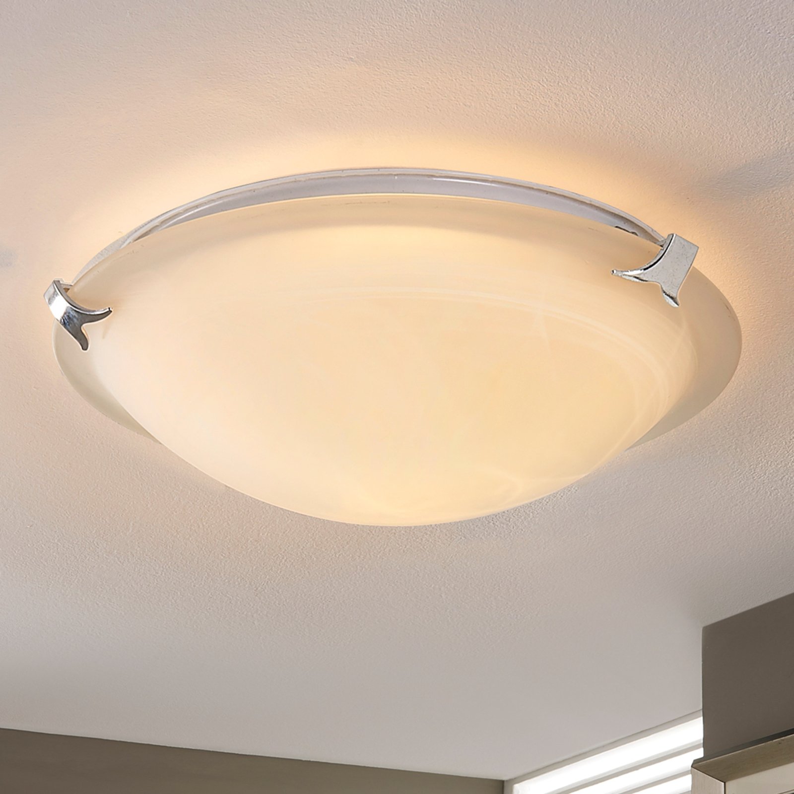 Round Genoveva ceiling light